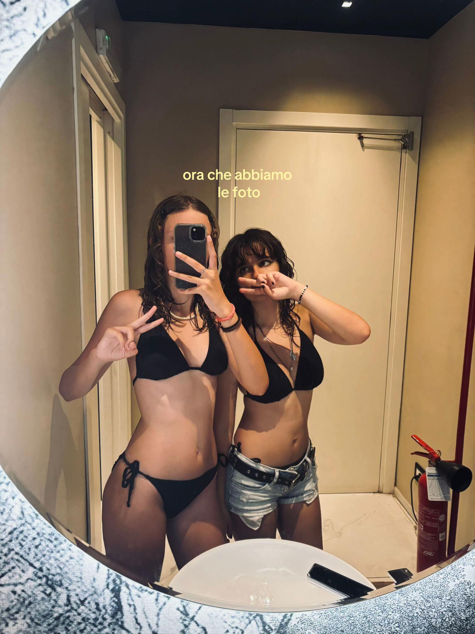 @ani🧟♀️