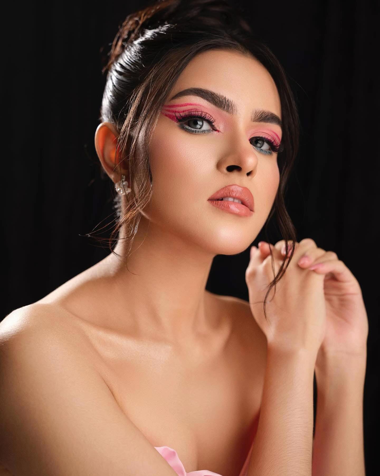 @.