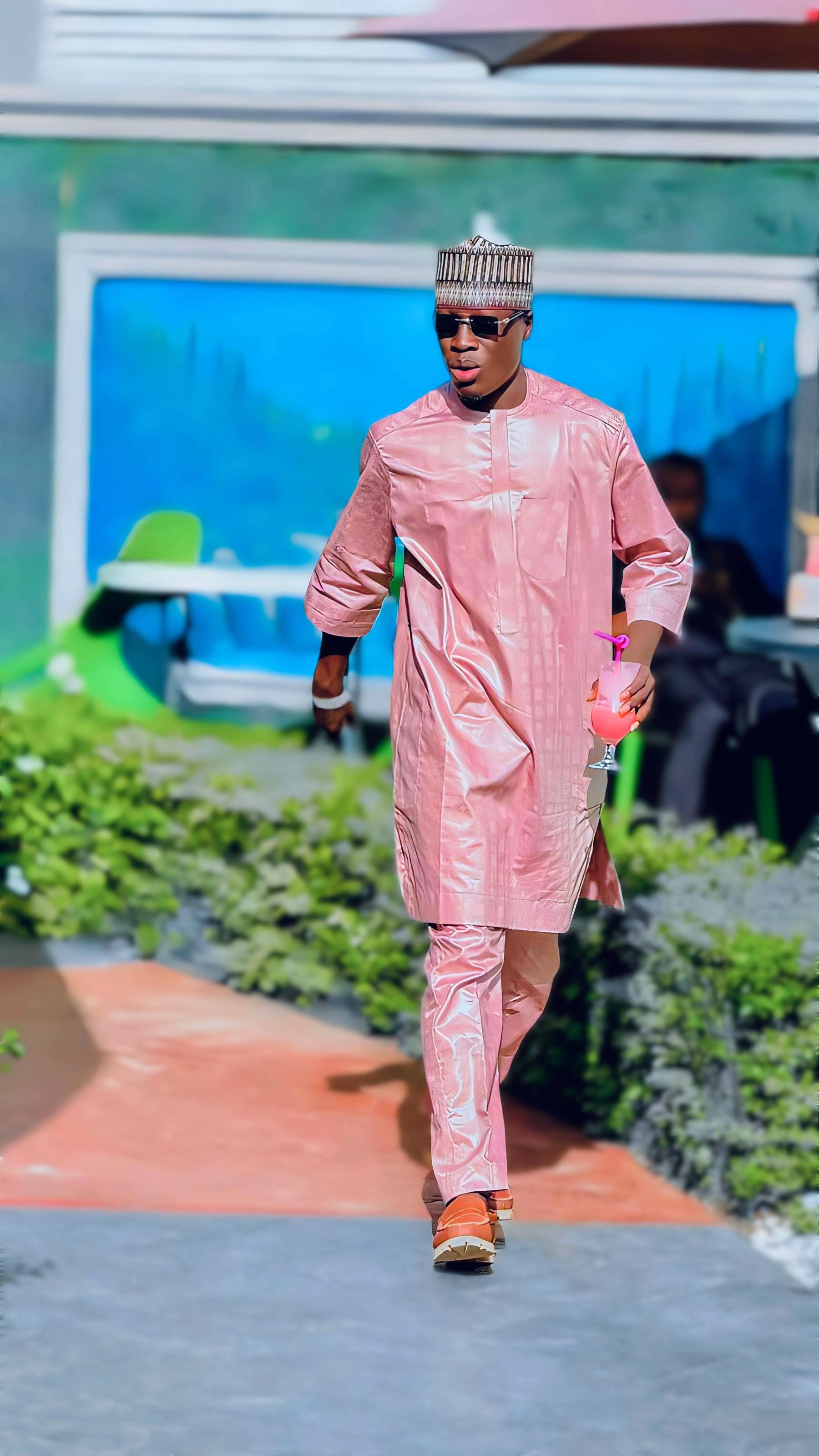 @🏝️Just Big Ola🏝️