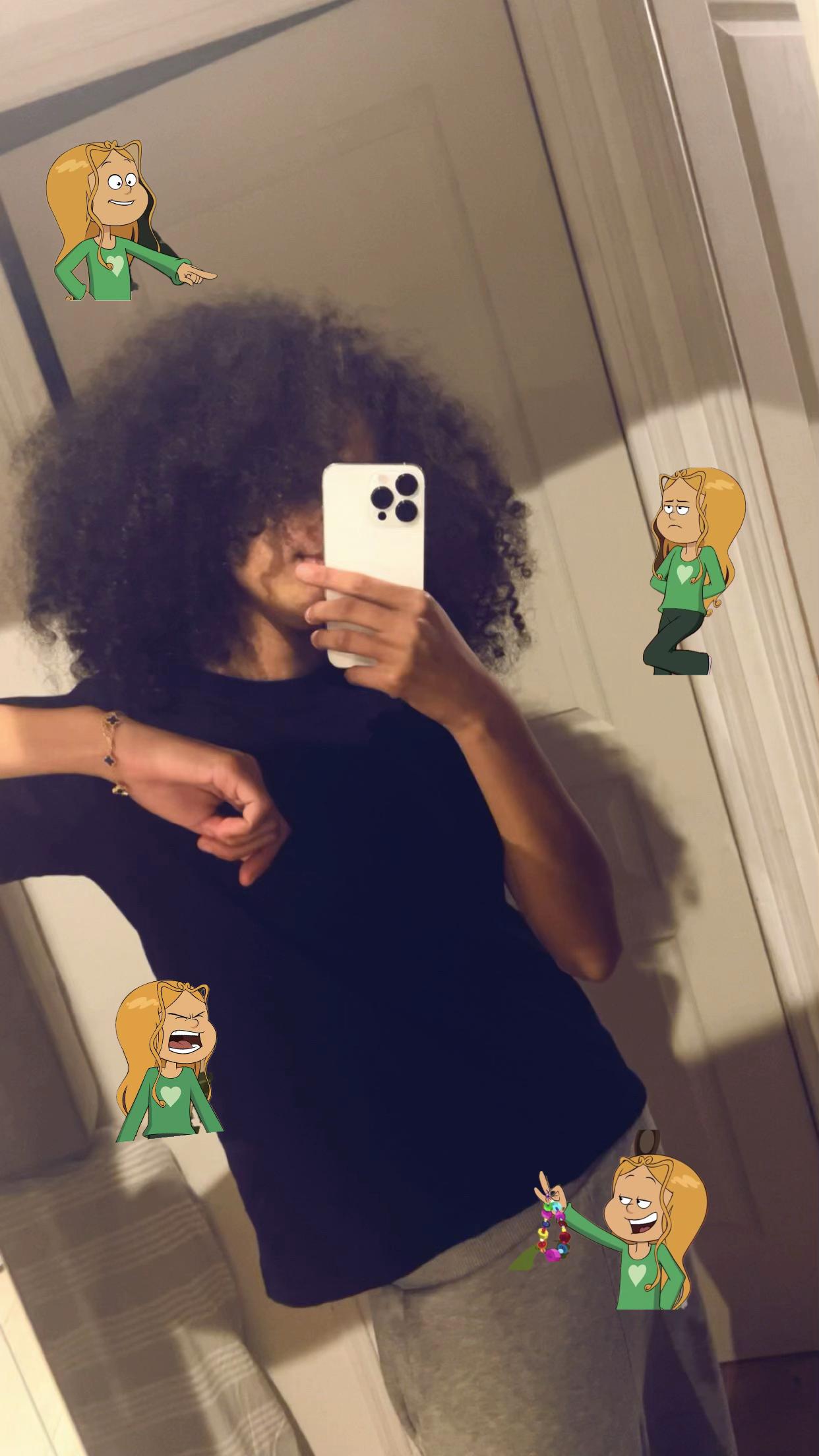@no&euml;lina 🇲🇬