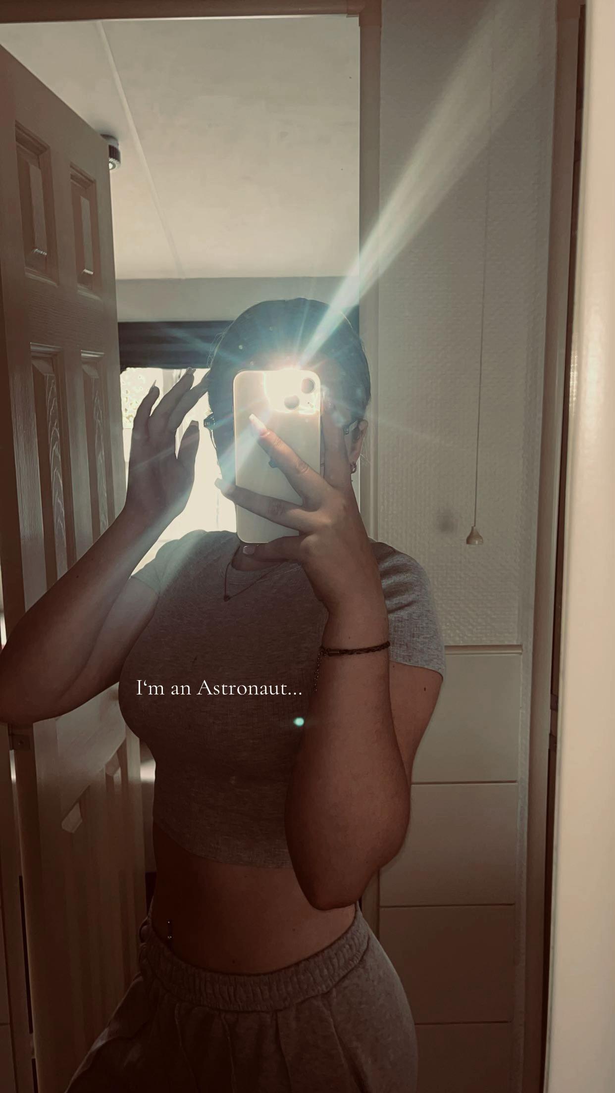 @Ac.Nayla