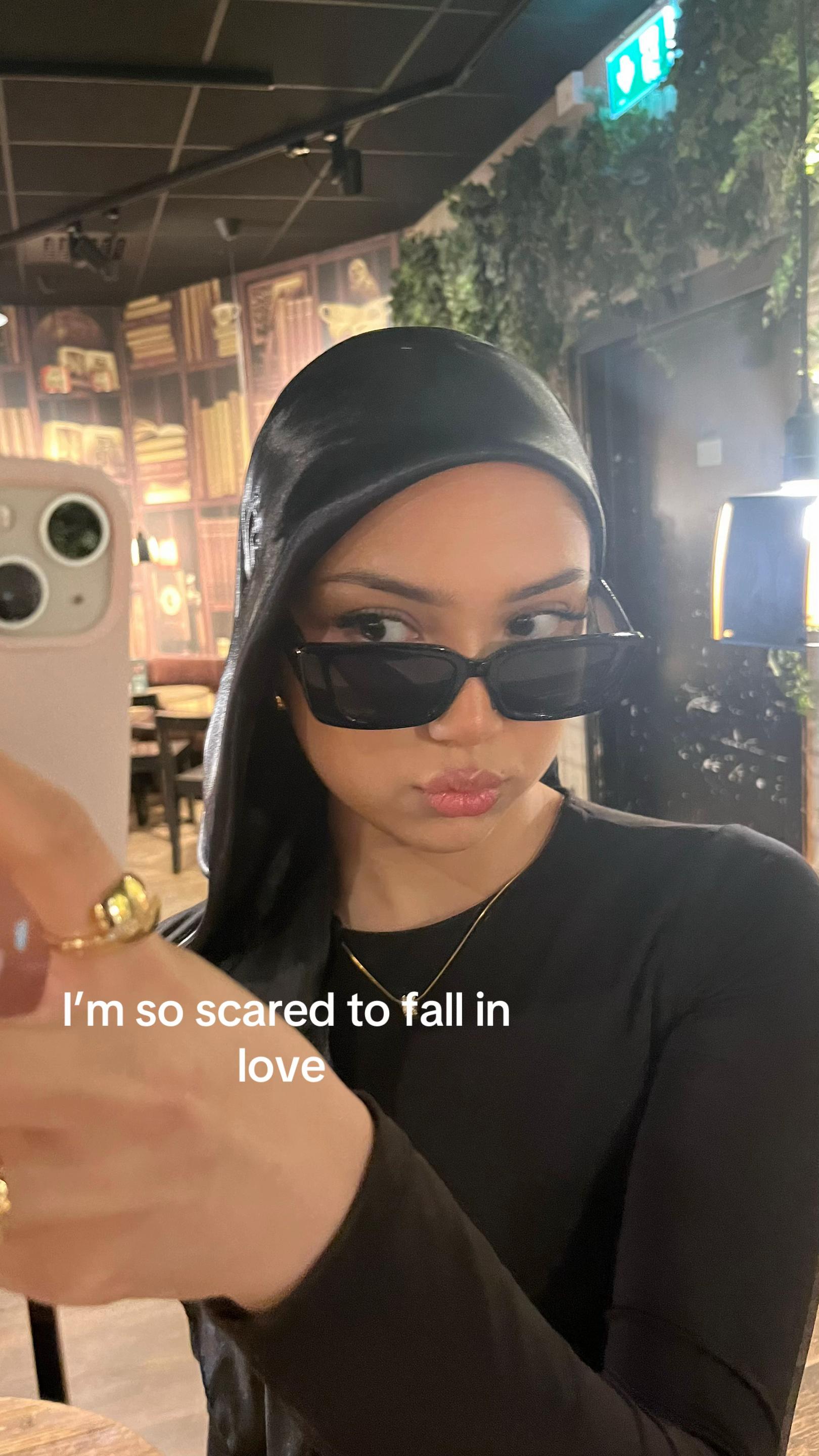 @TAYTAY