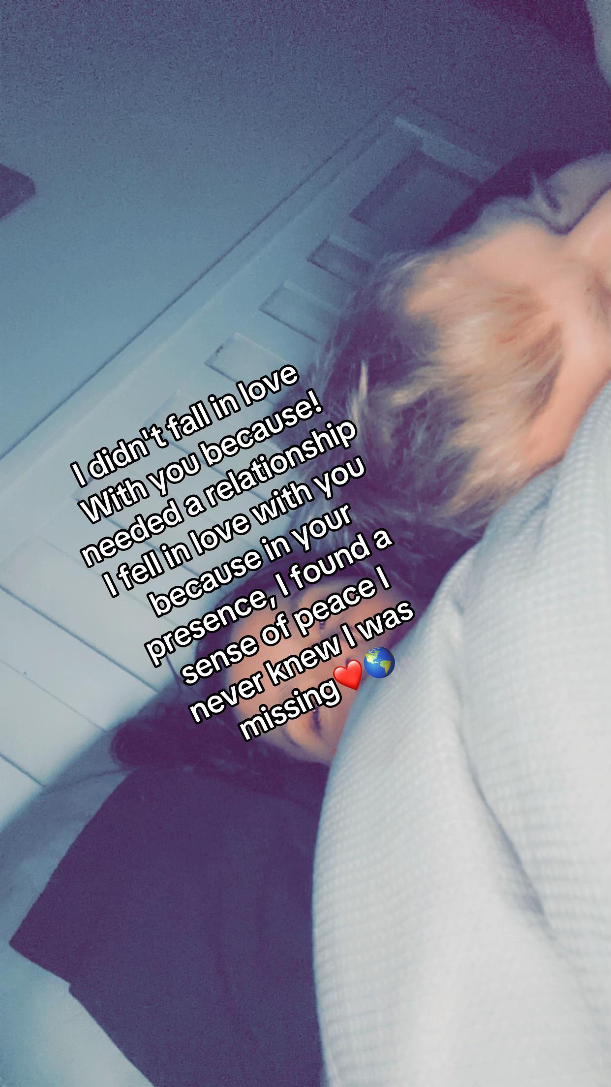 @AirFreya Matthews 😏🩶