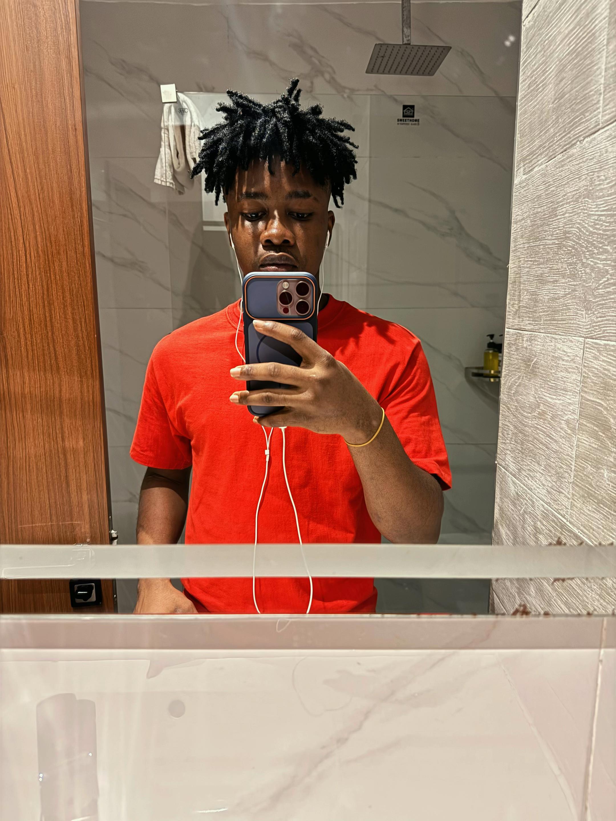 @Mr 🕷️ Chukwuweike
