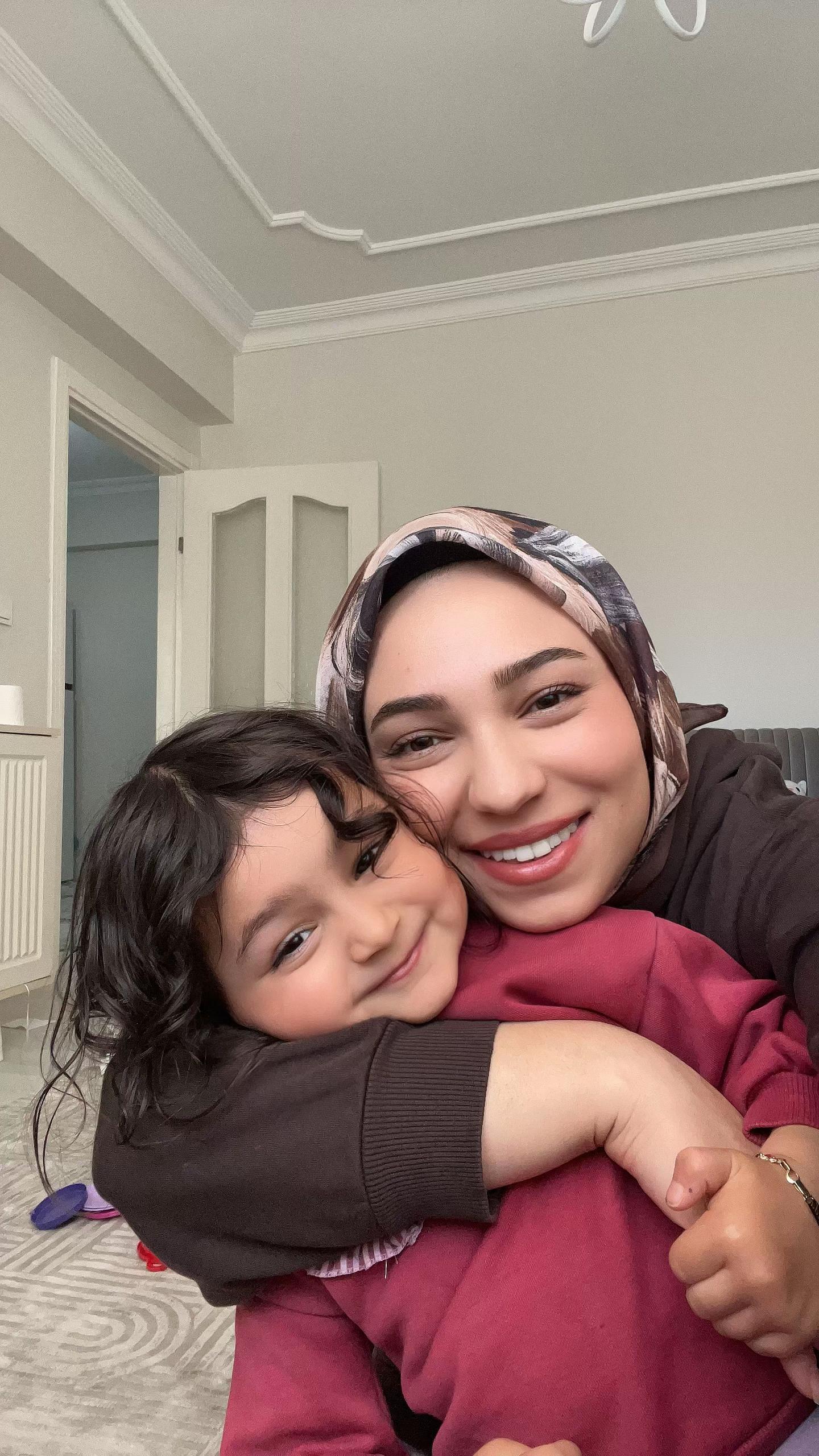 @Ece Sel&ccedil;uk Akıncı