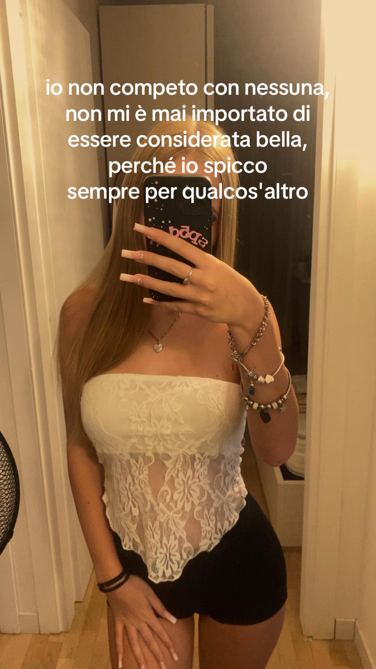 @nicole👻💕