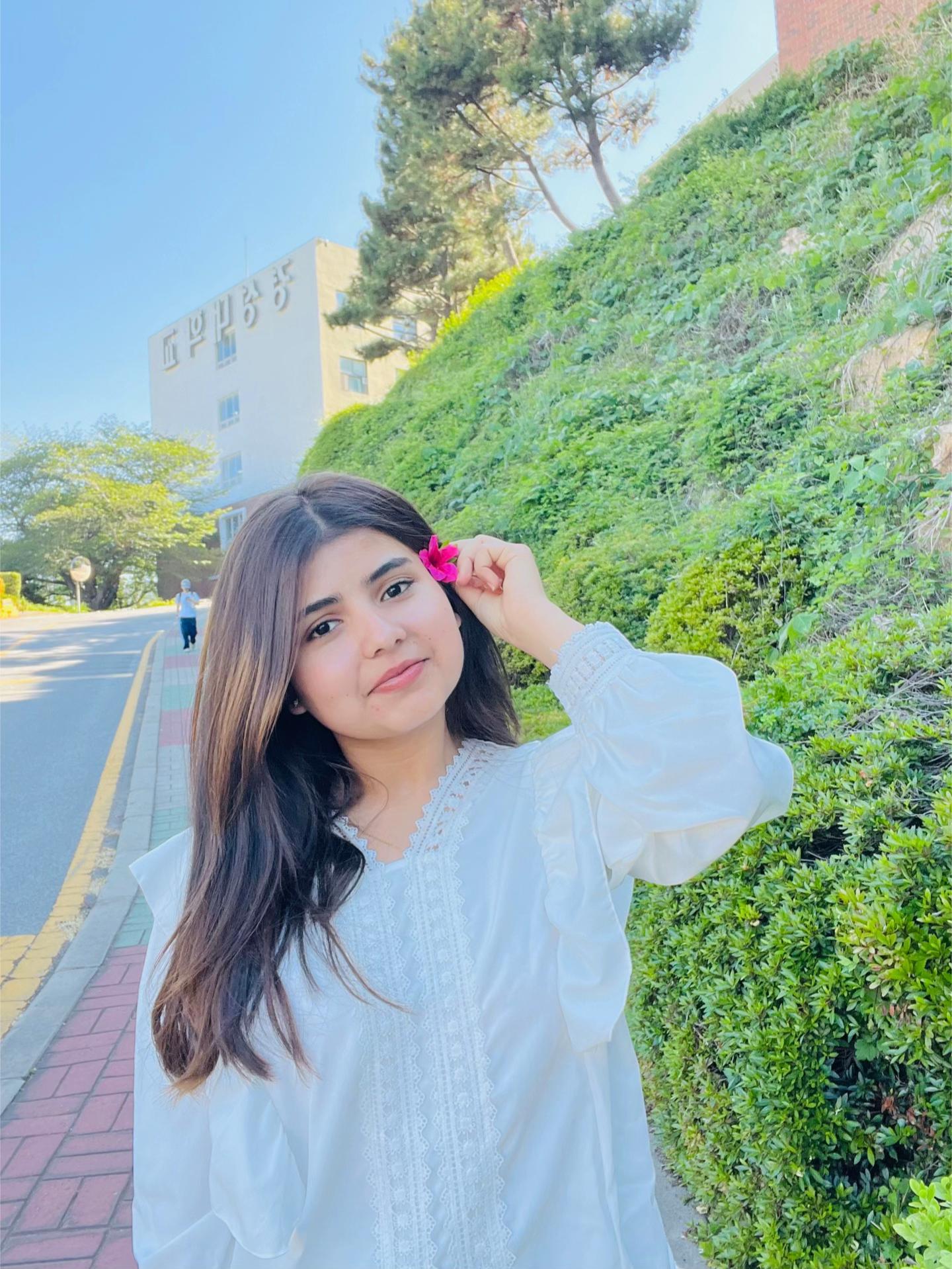 @Nehaha🎀
