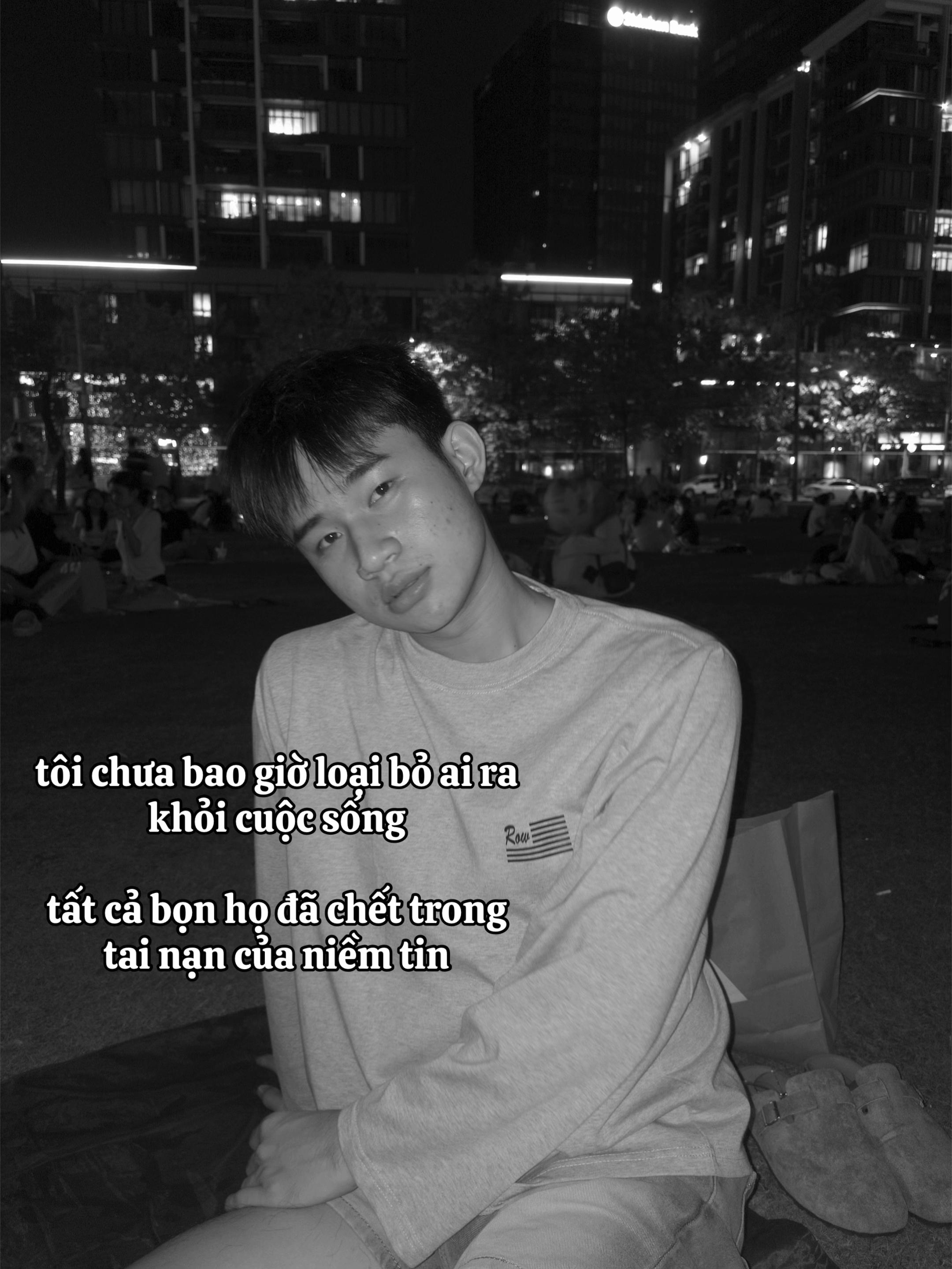 @thằng nhóc hay khóc