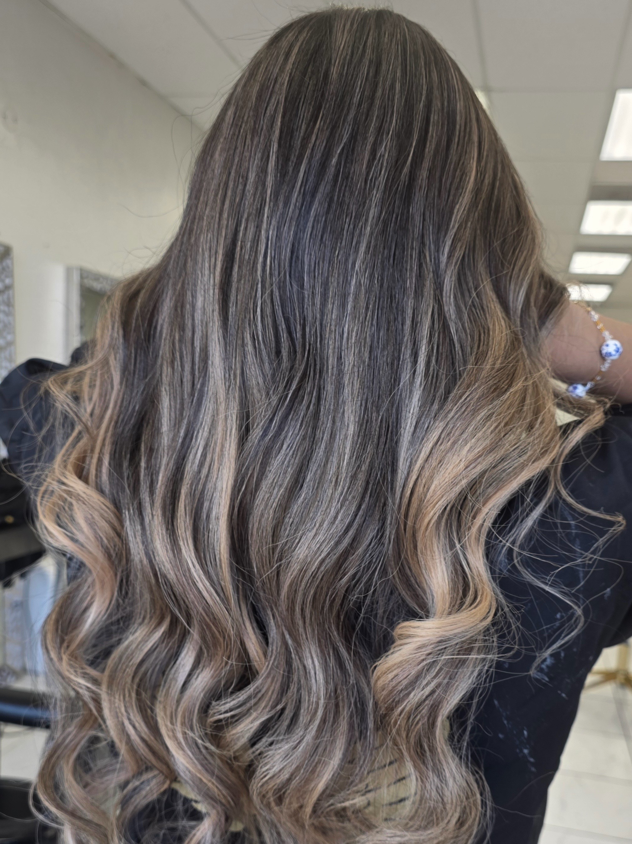 @GLAM BY CAMILA | BEAUTY SALON