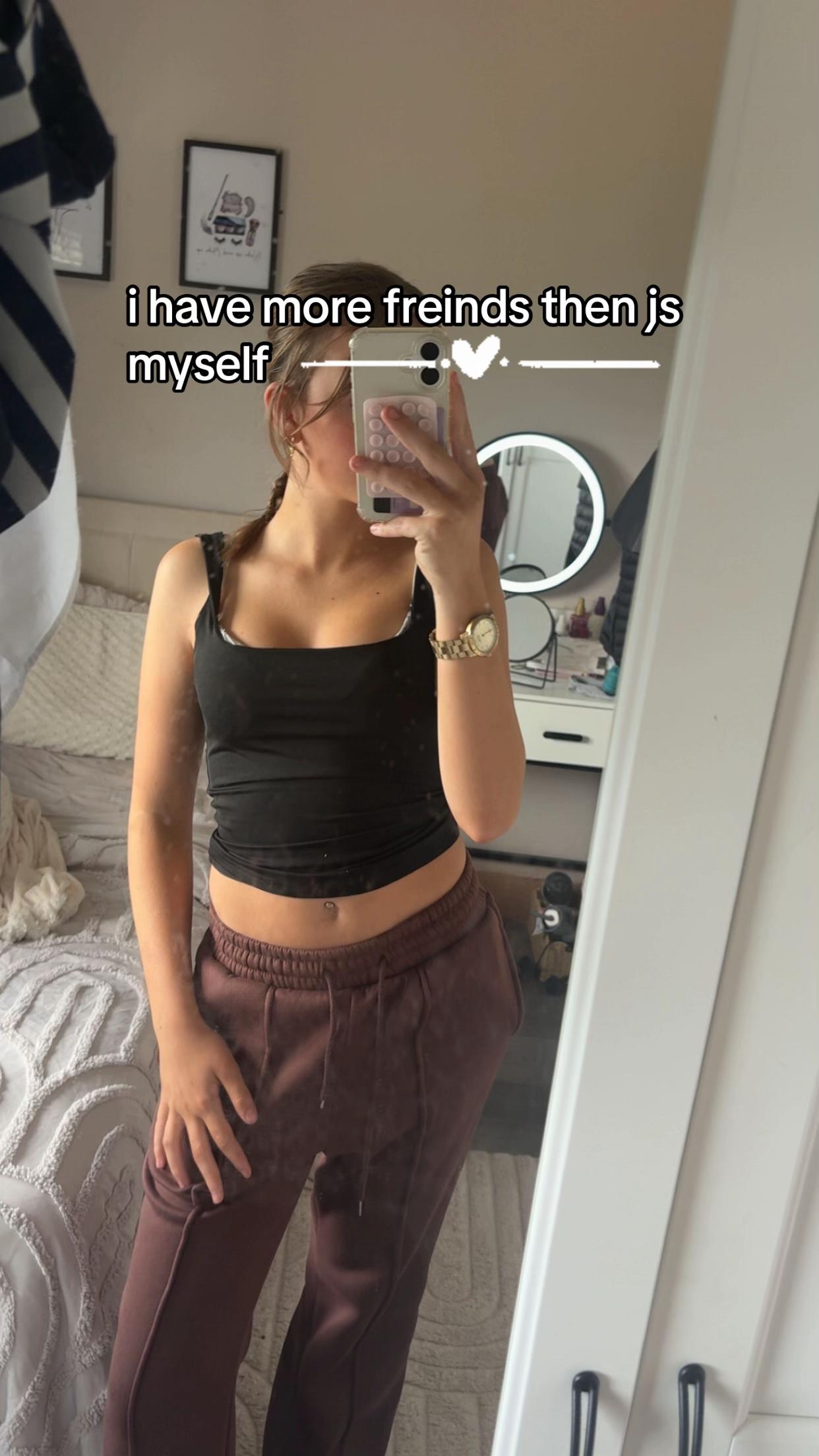 @𝓲𝓼𝓪𝓫𝓮𝓵𝓵𝓮𝓼 𝓼𝓹𝓪𝓶
