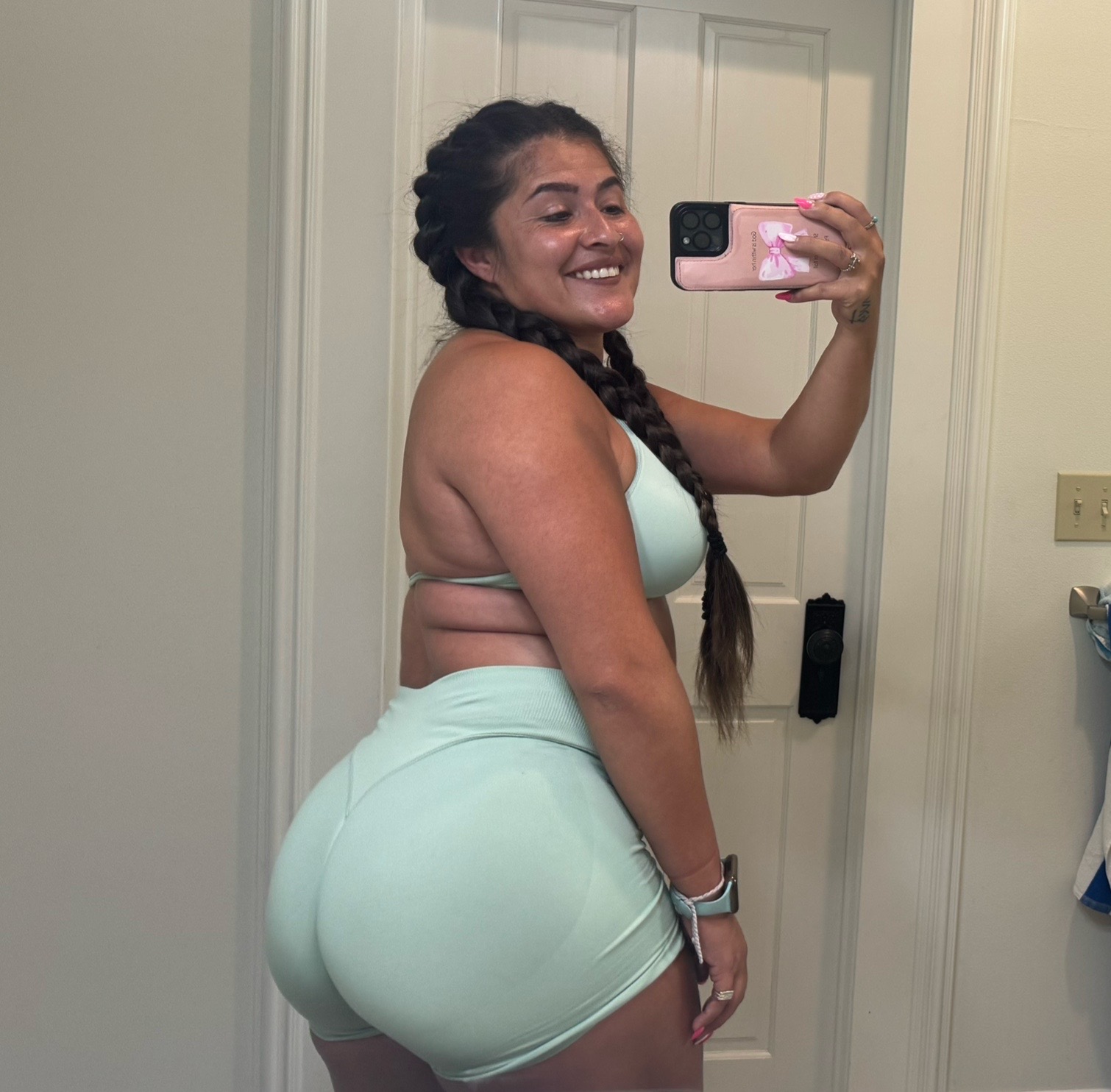 @Cecelia Elizabeth Ro