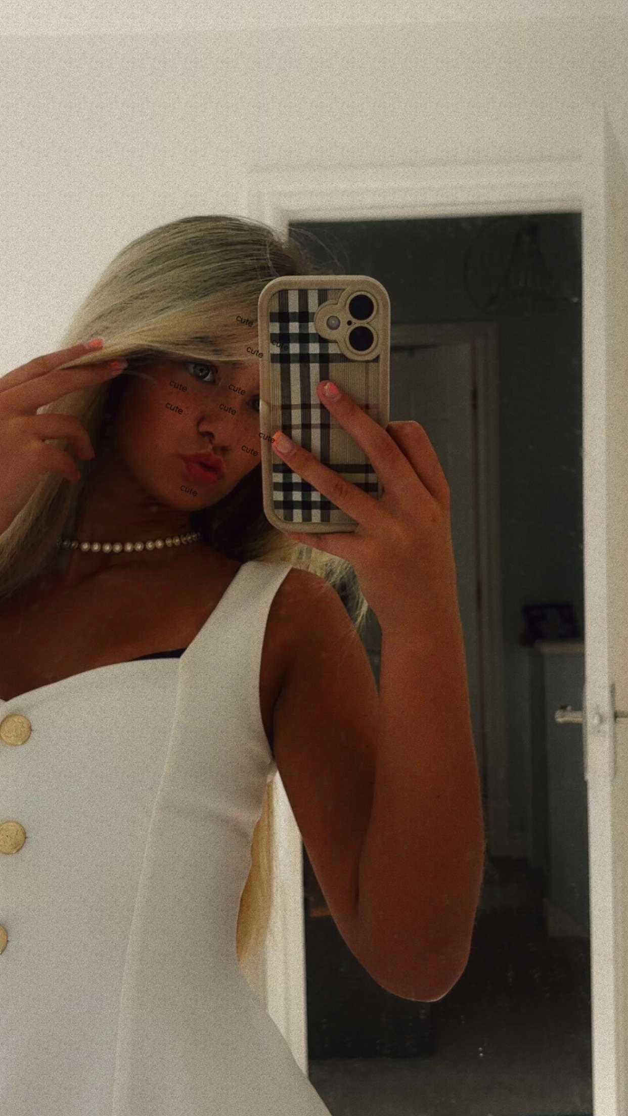 @Emily👸🏼