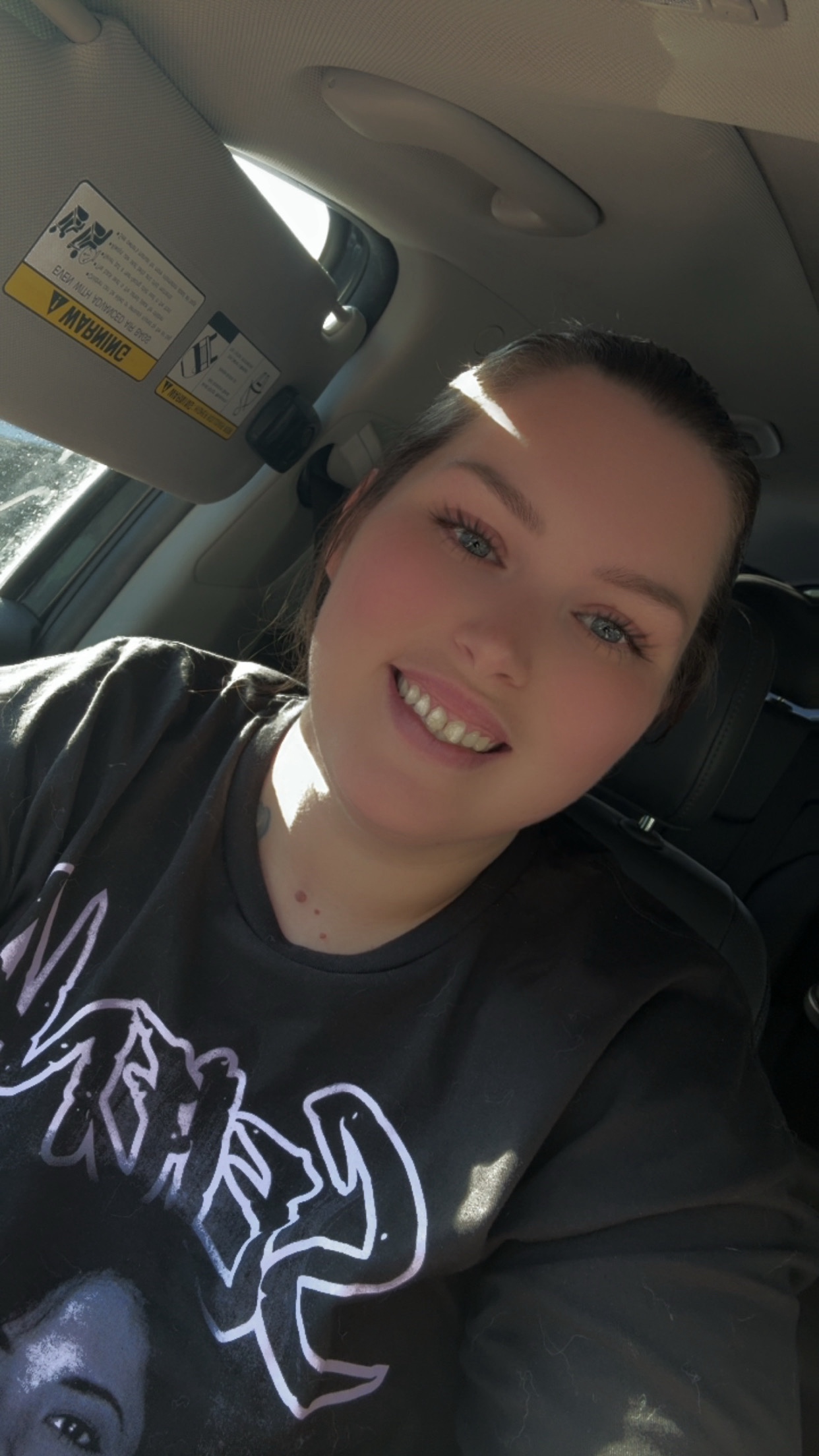 @AshleyLanae