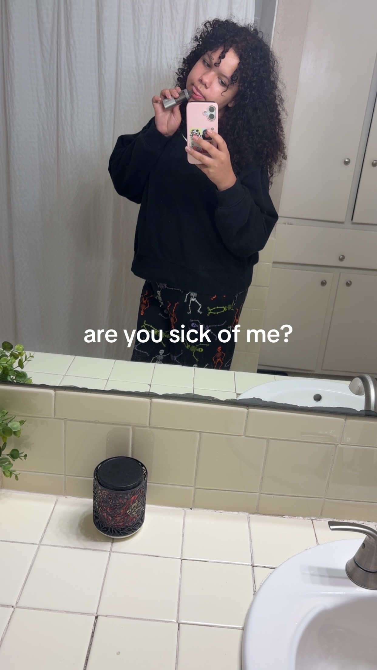 @B Ø N E S 🦴
