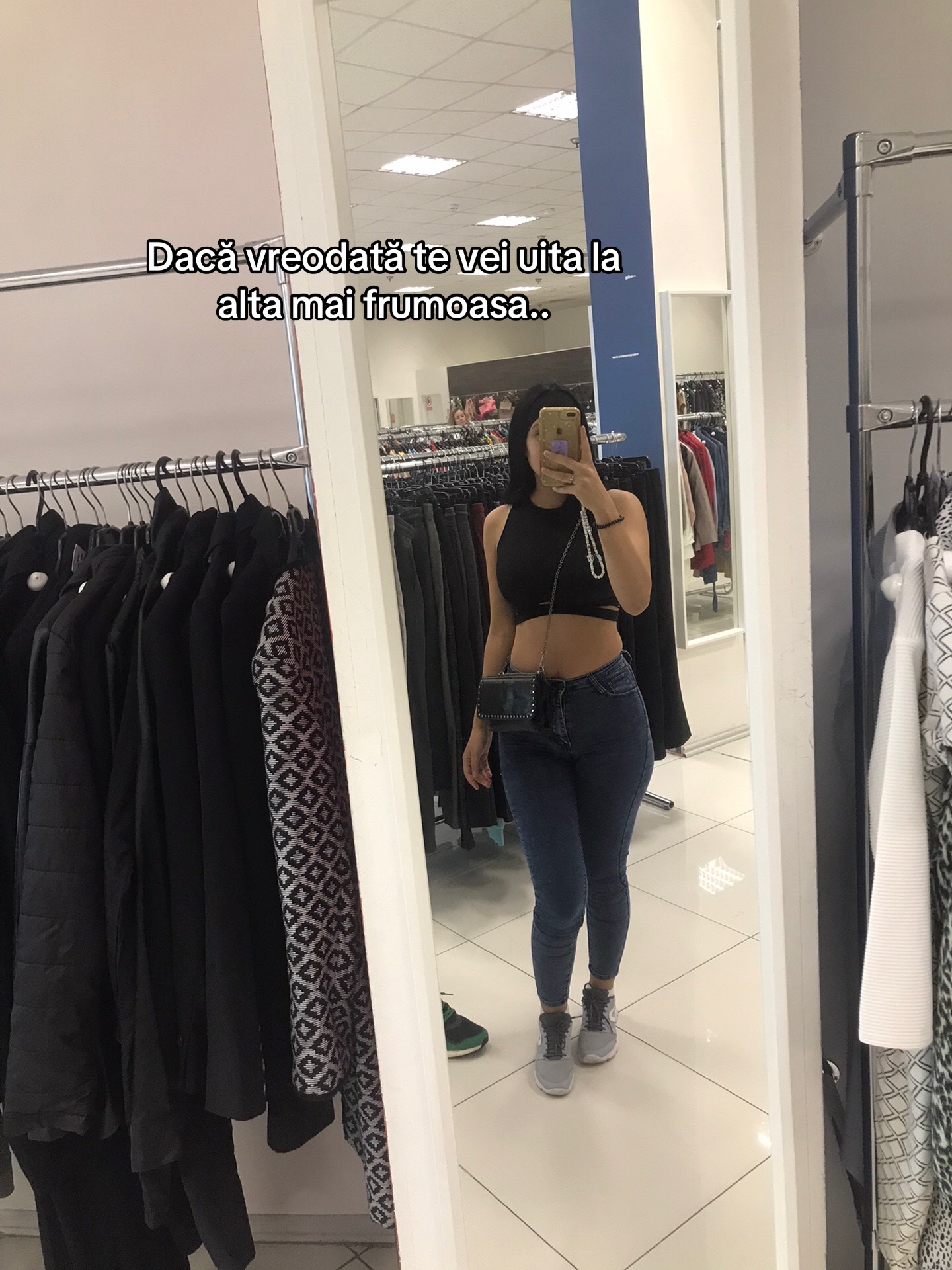 @🐼