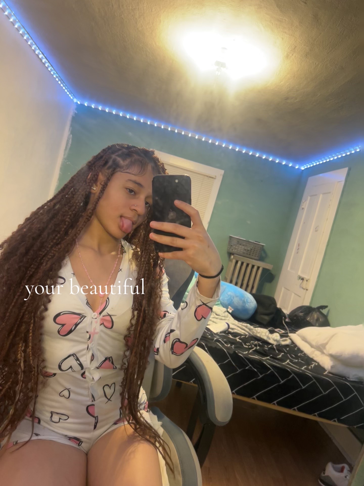 @𝓙𝓸𝓼𝔂 🫶🏼💋