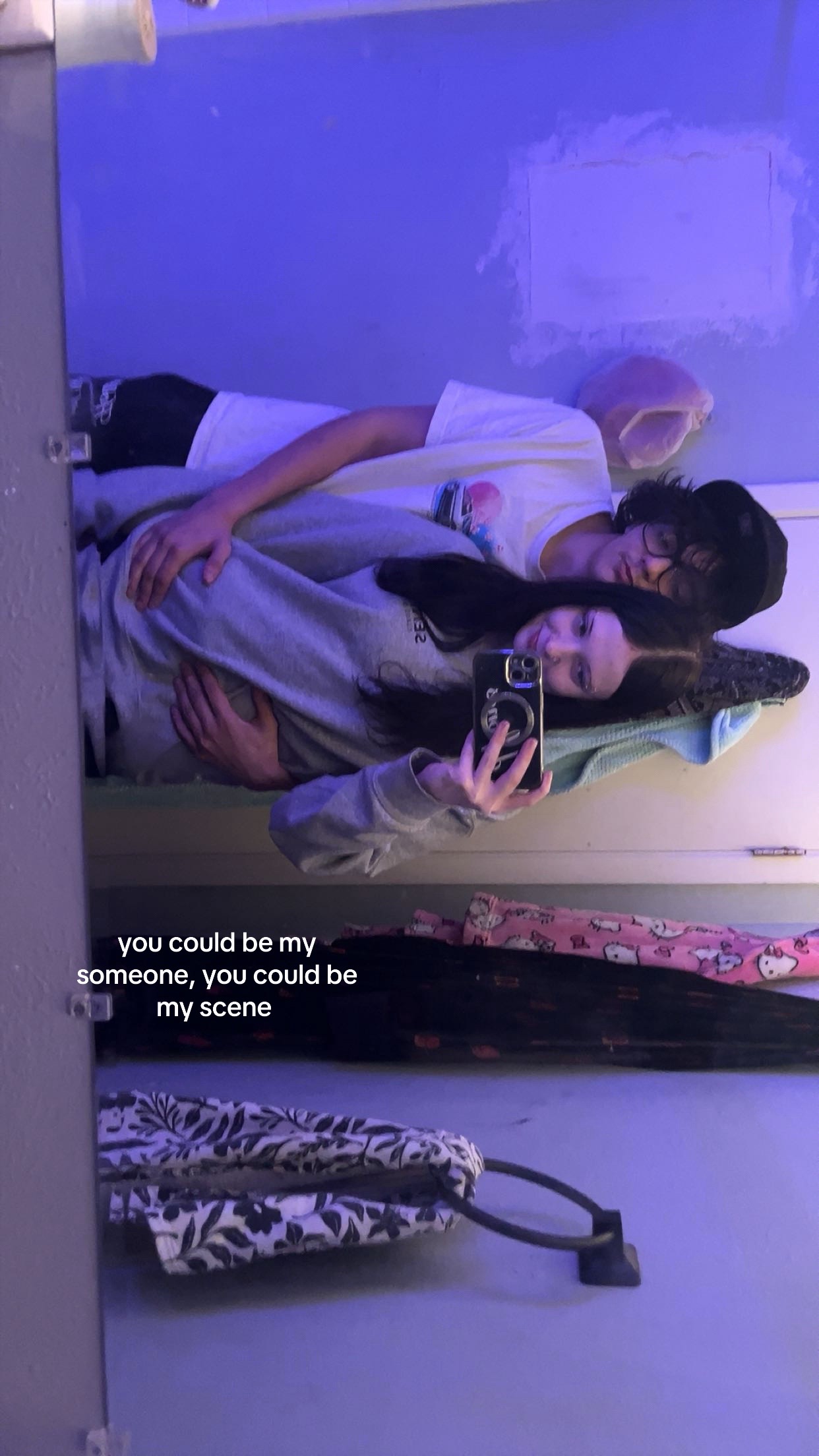 @mari.