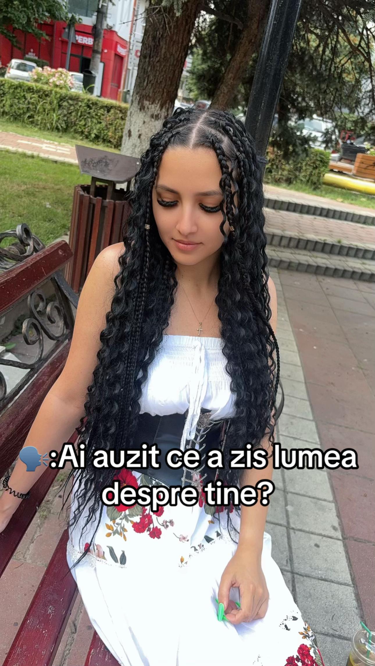 @&copy;️