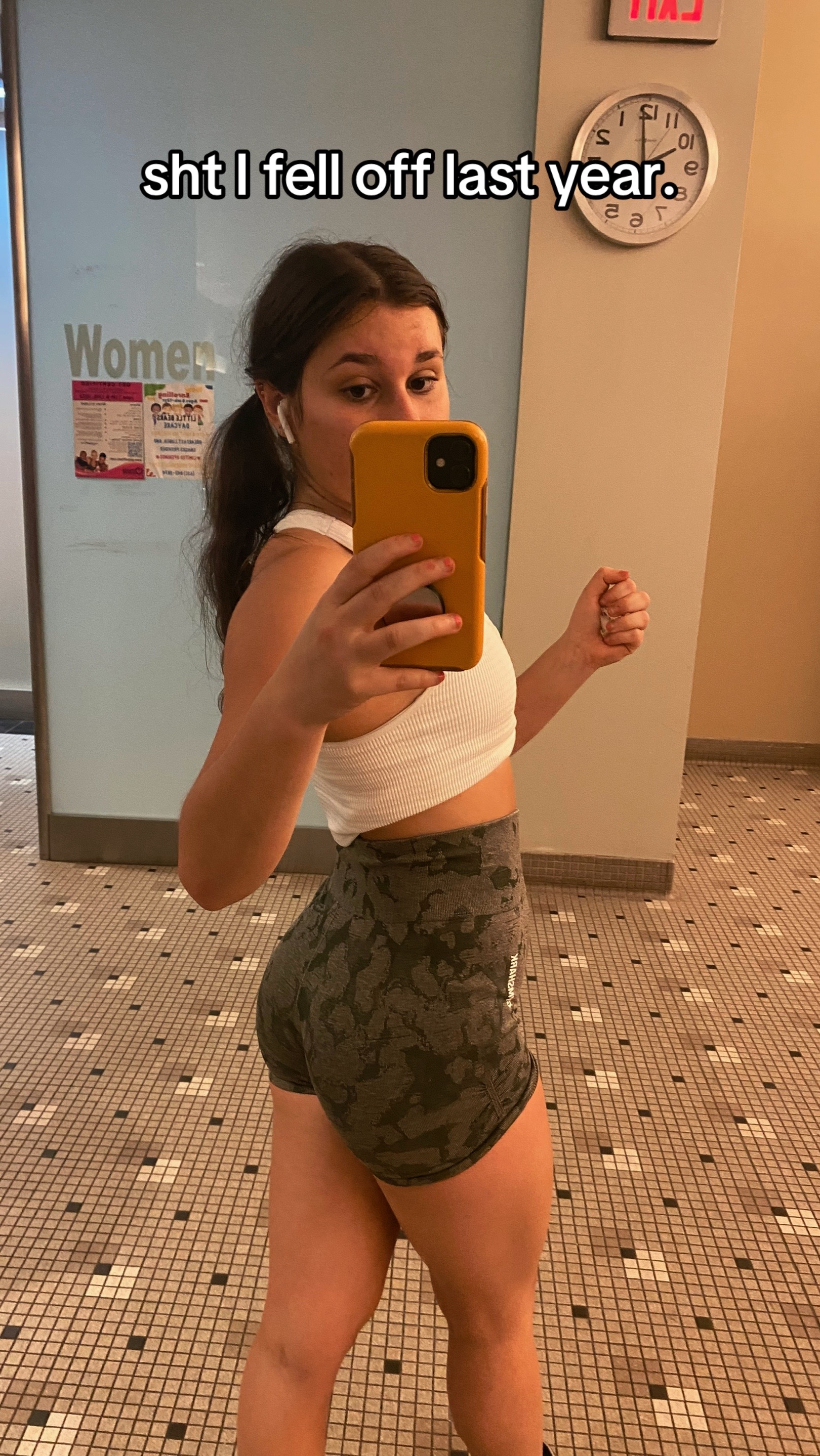 @adrianaciani