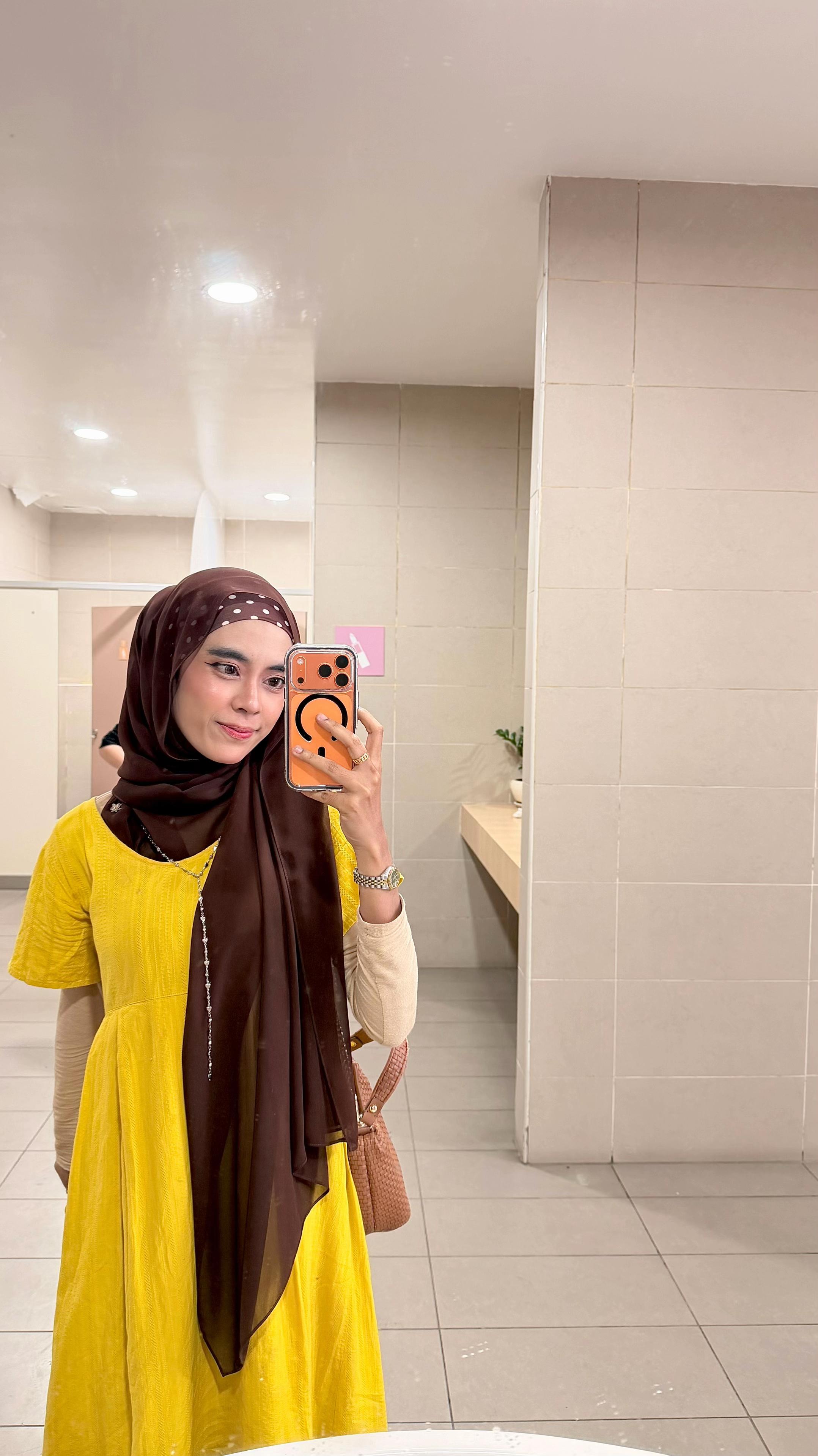 @Batrisha