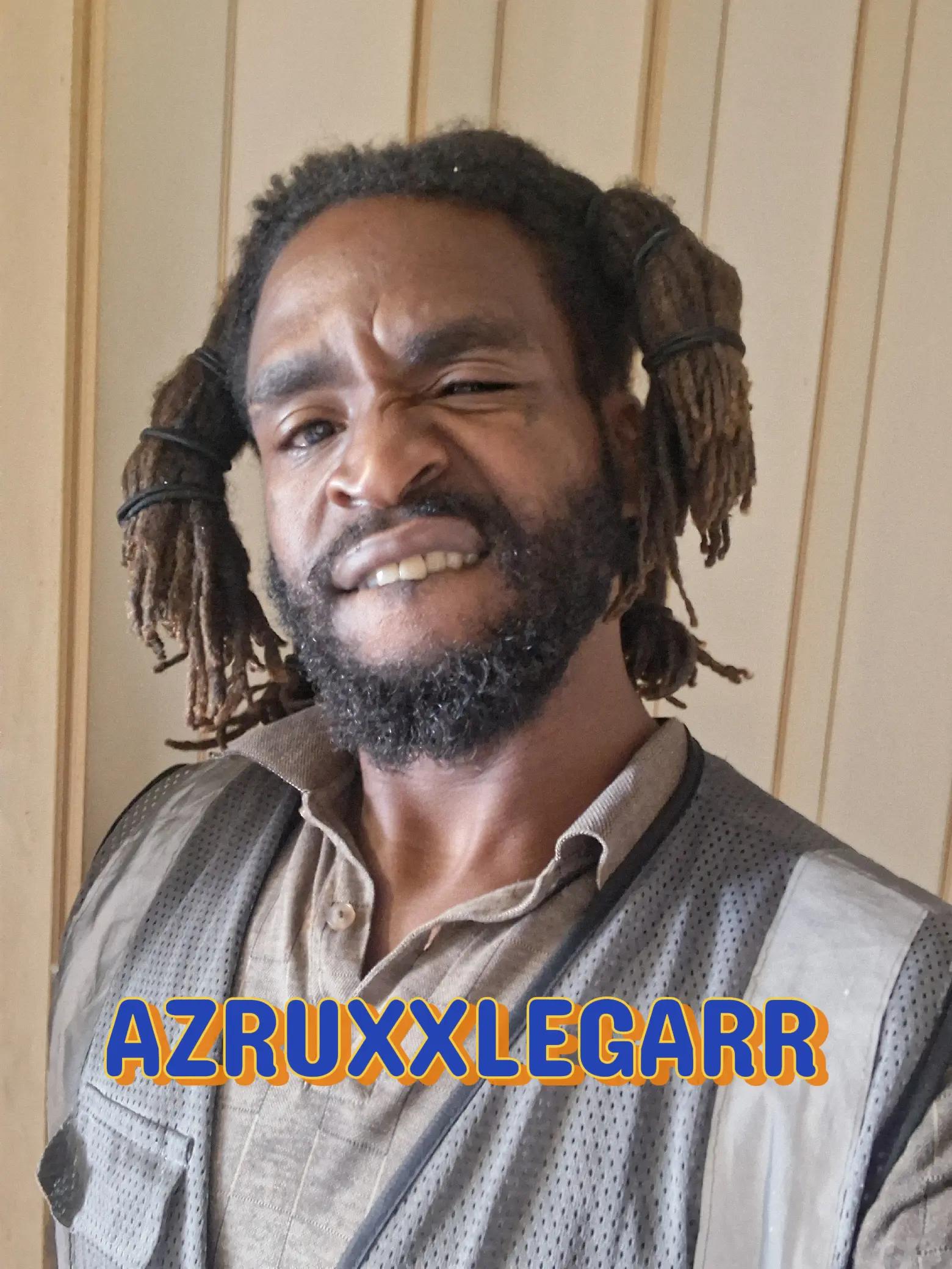 @AZ RUXXLE GARR