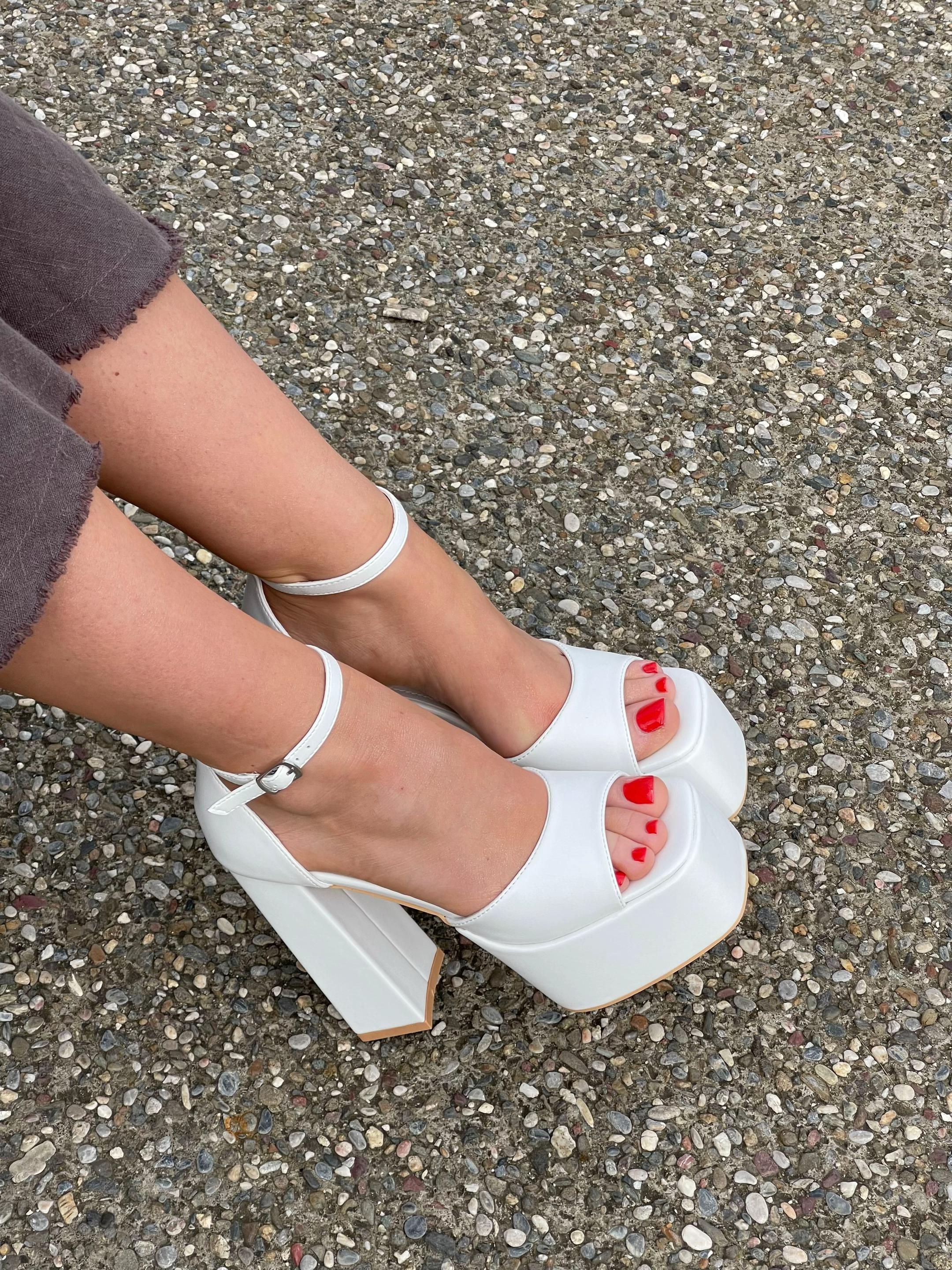 @Korabi_shoes
