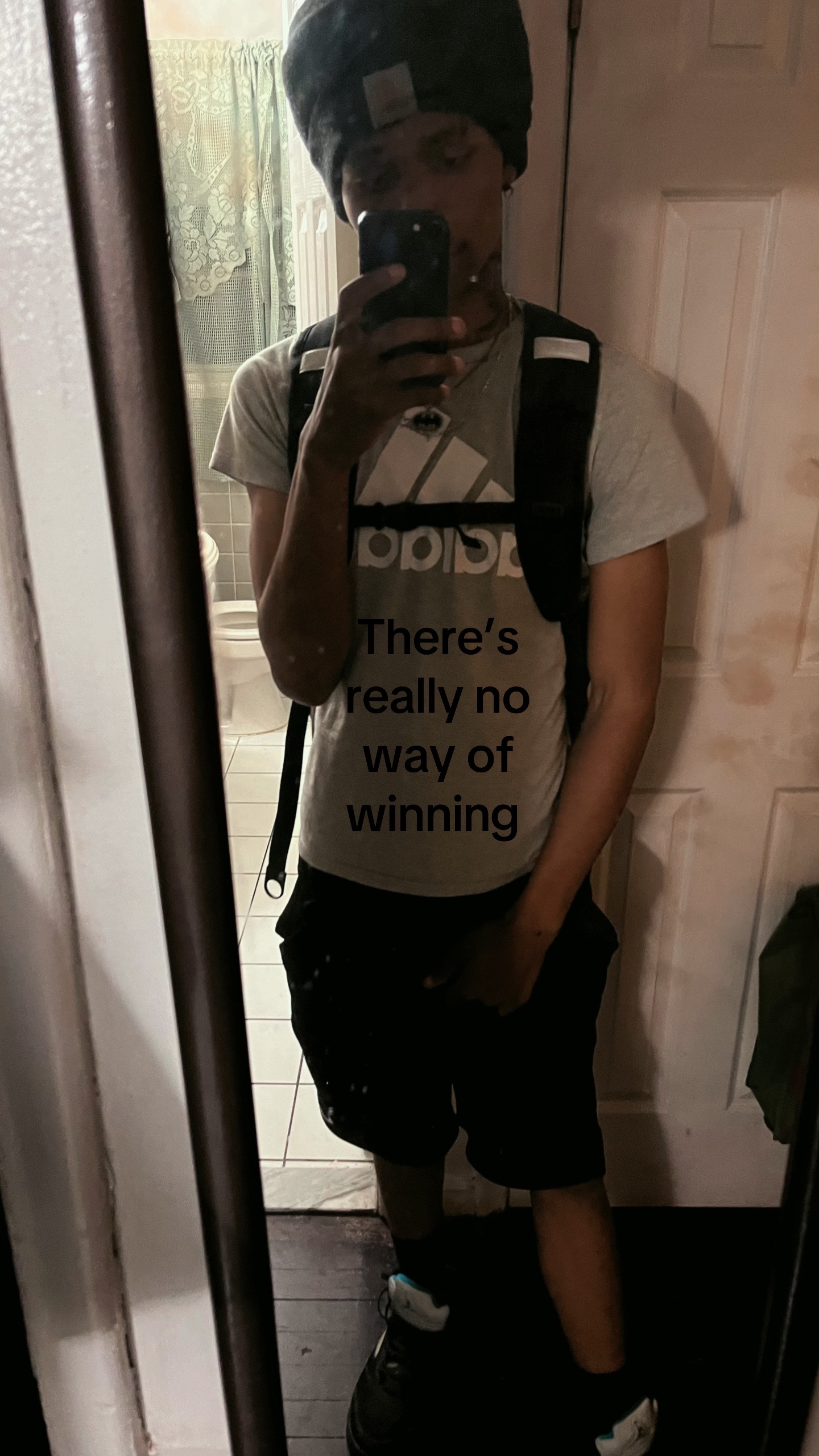 @⃟