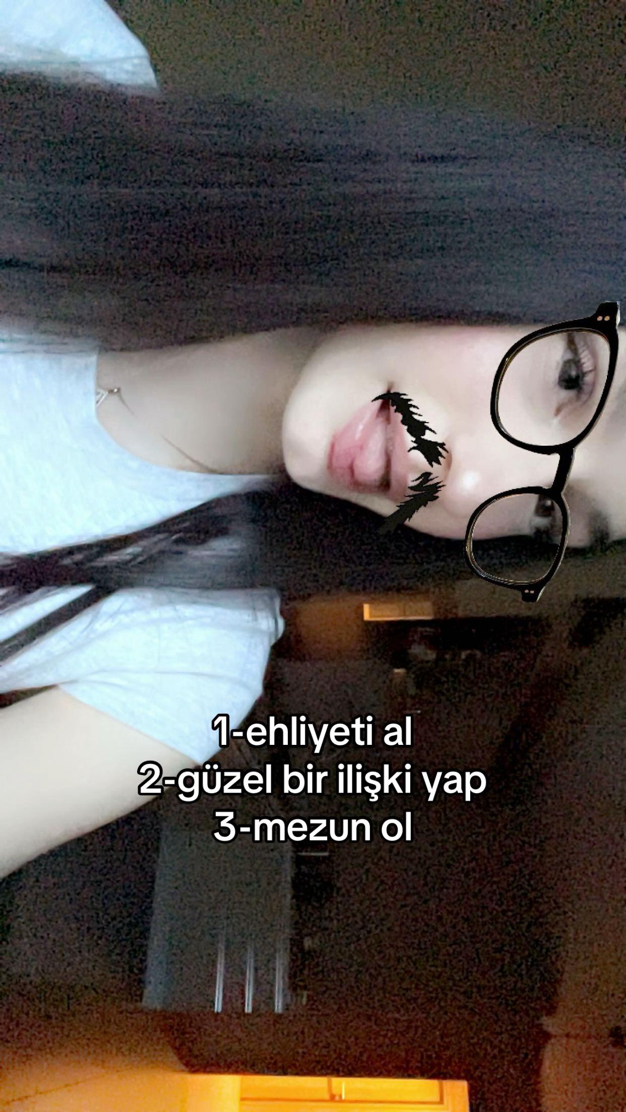 @zeyno🪩