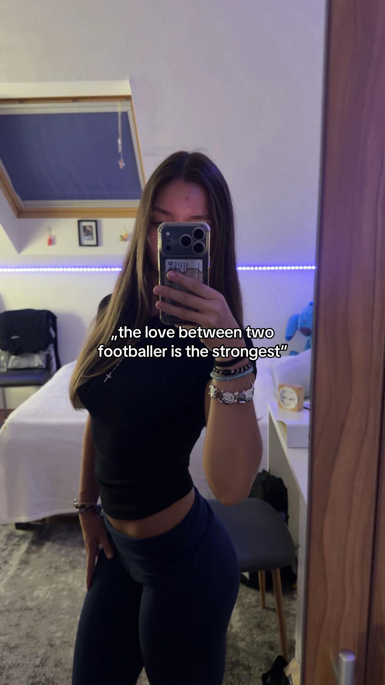 @𝐝𝐚𝐫𝐣𝐚