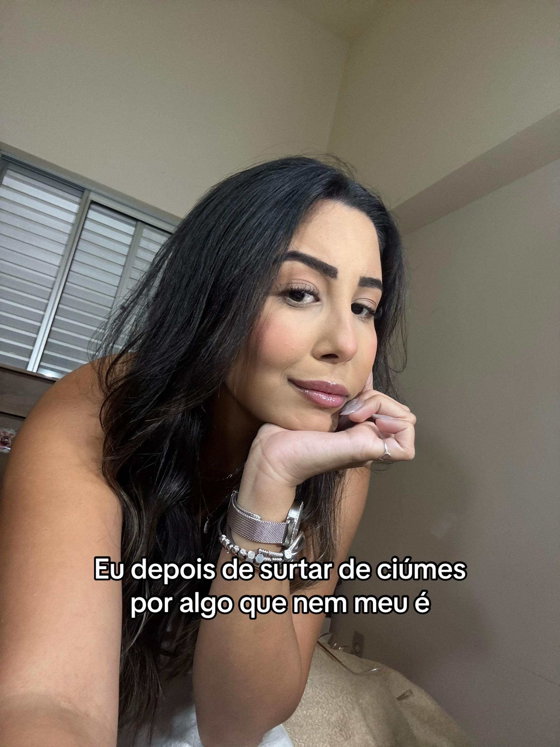 @Livia Fernandes