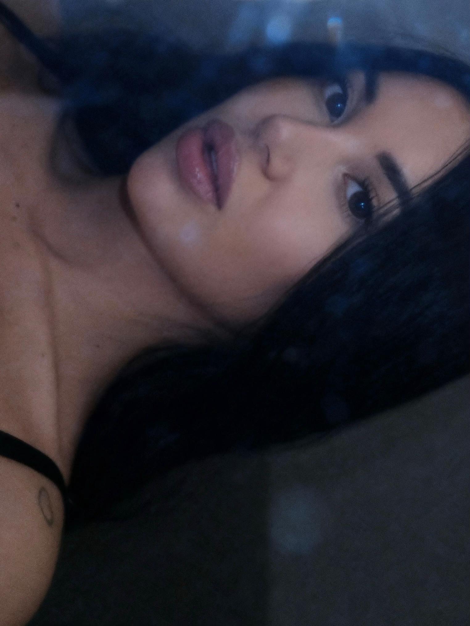 @Neselllaa