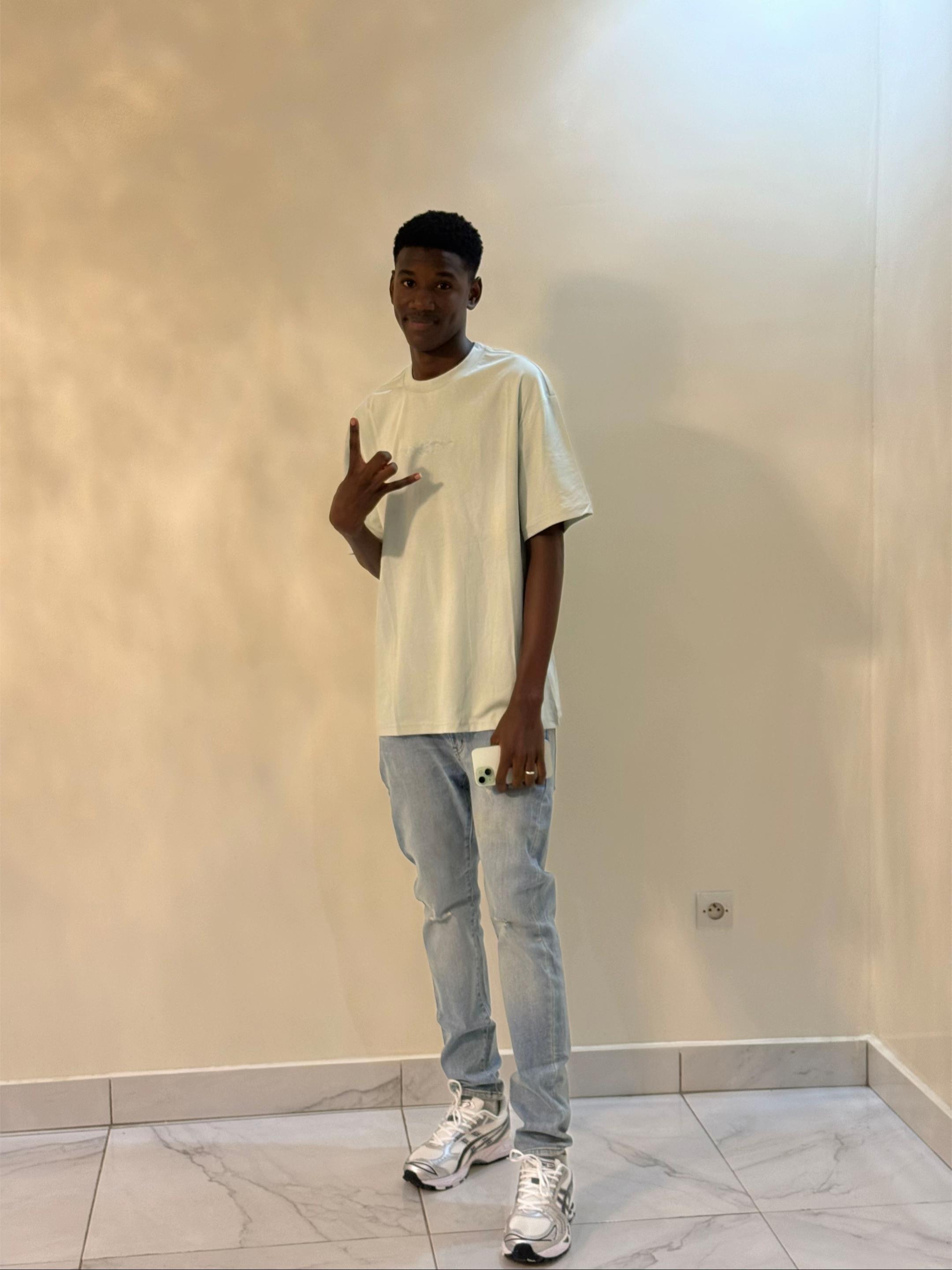 @🇸🇳 ✪