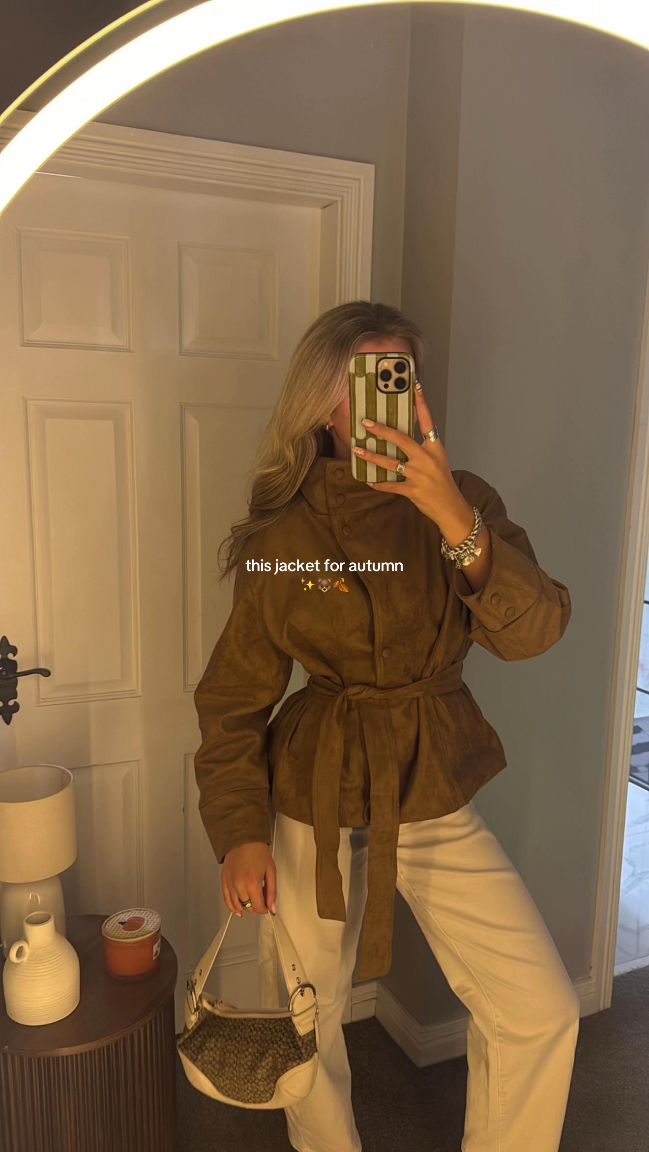@Luciiijanek