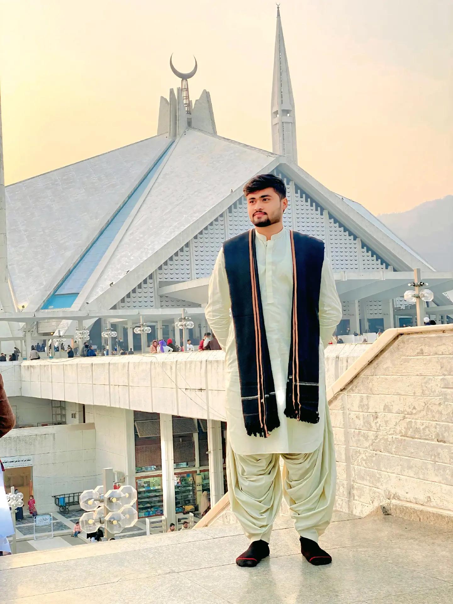 @Hasnain Haider✨🥀