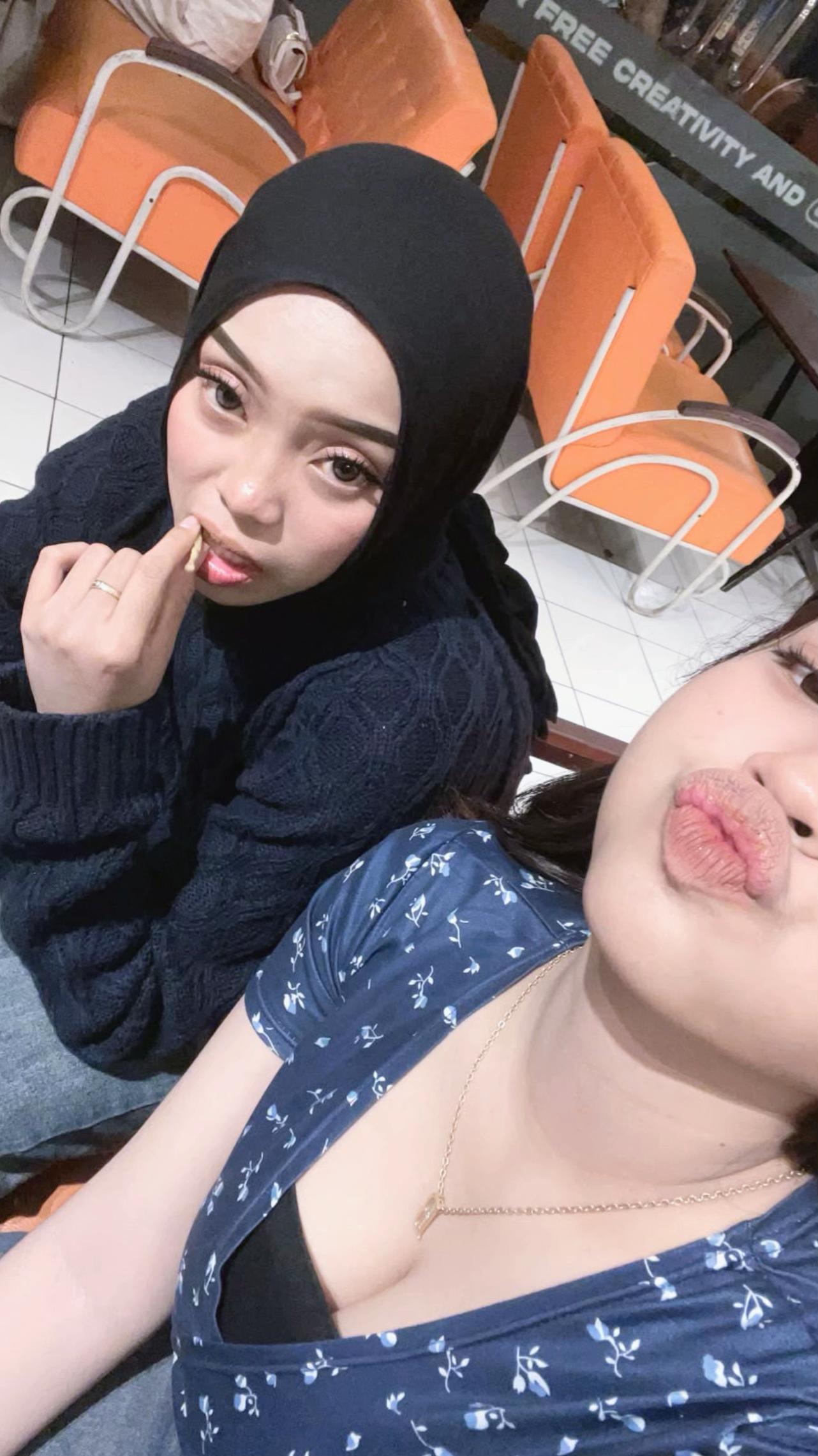 @amengstrowbery