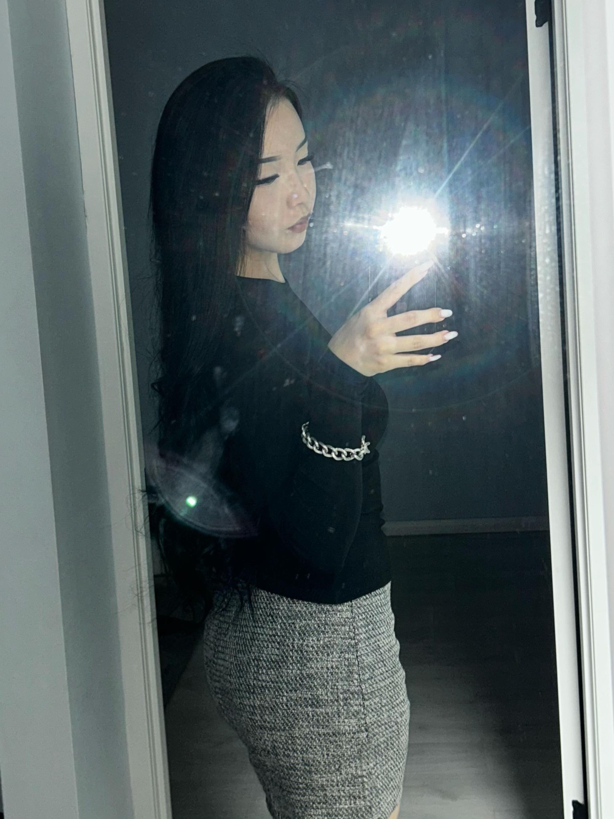 @𝓫𝓾𝓻𝓽𝓼𝓮𝟕𝓿𝓪