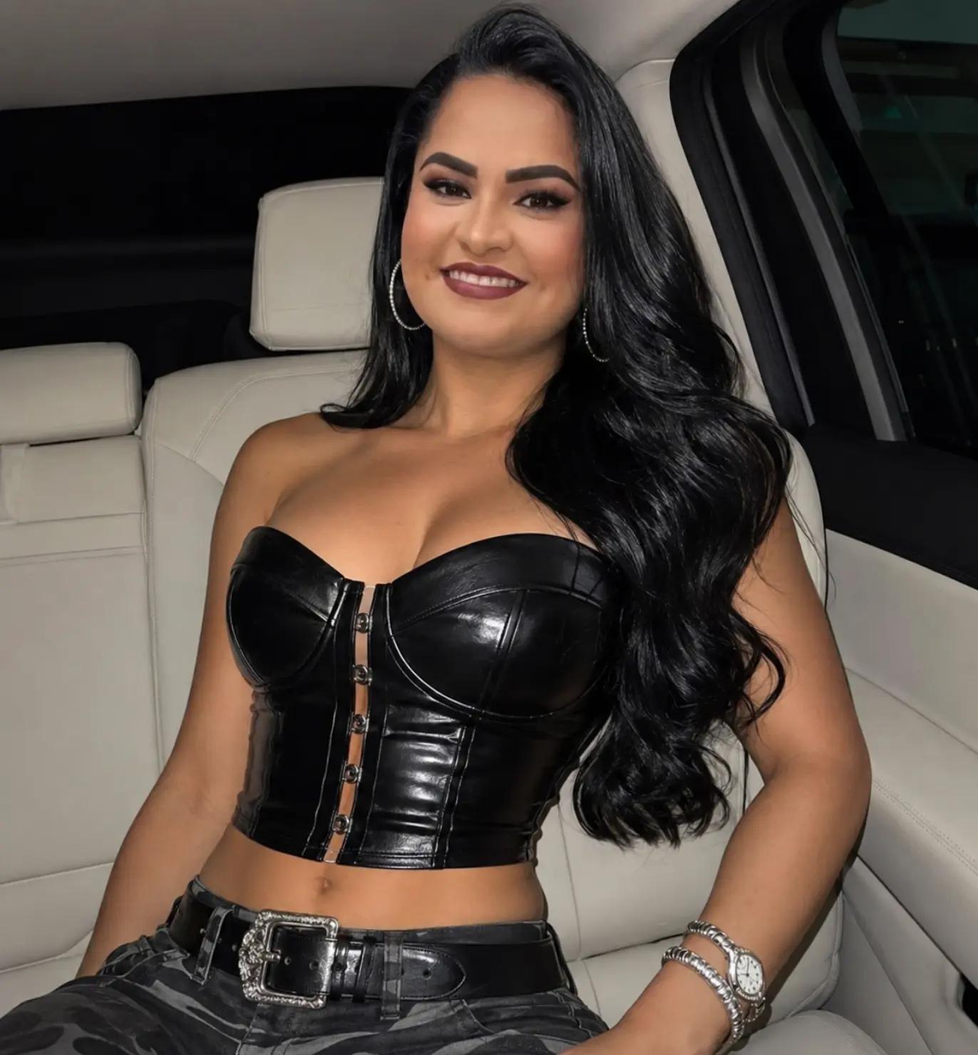 @Lanna Muniz