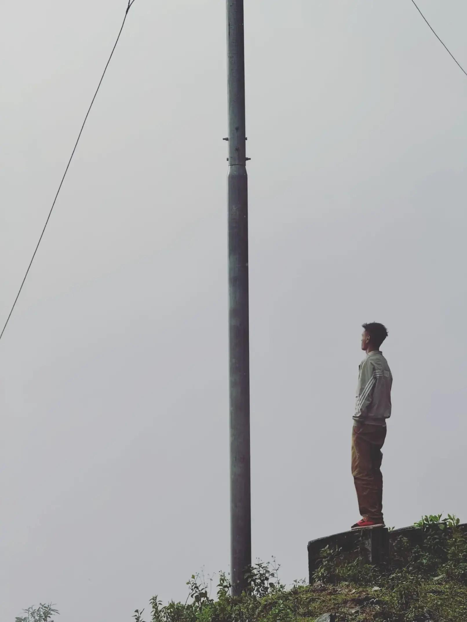 @निरज सिंह धामी