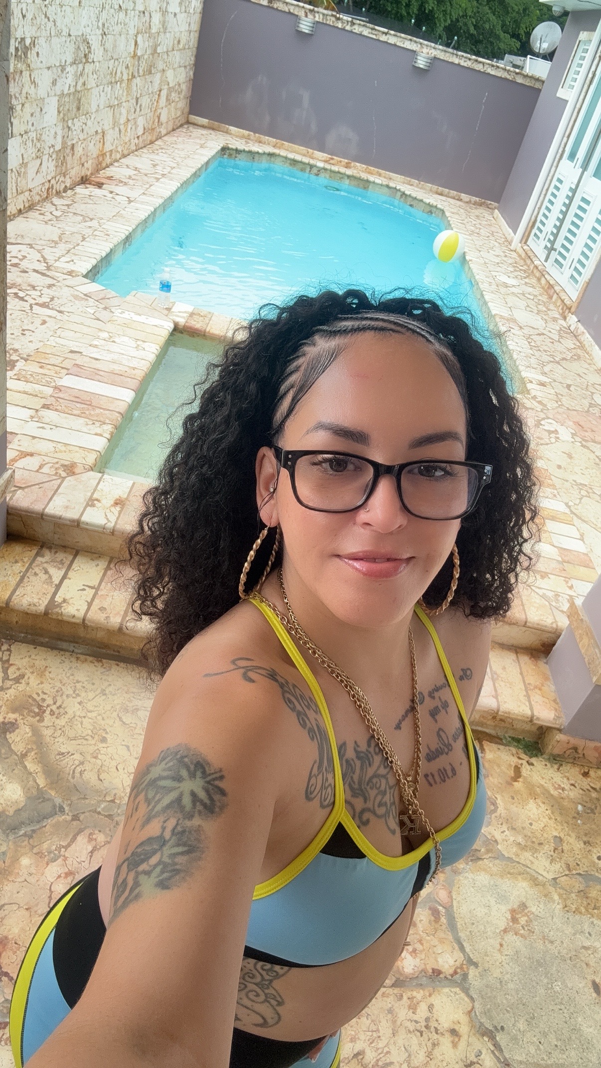 @2raw💁🏽&zwj;♀️💫
