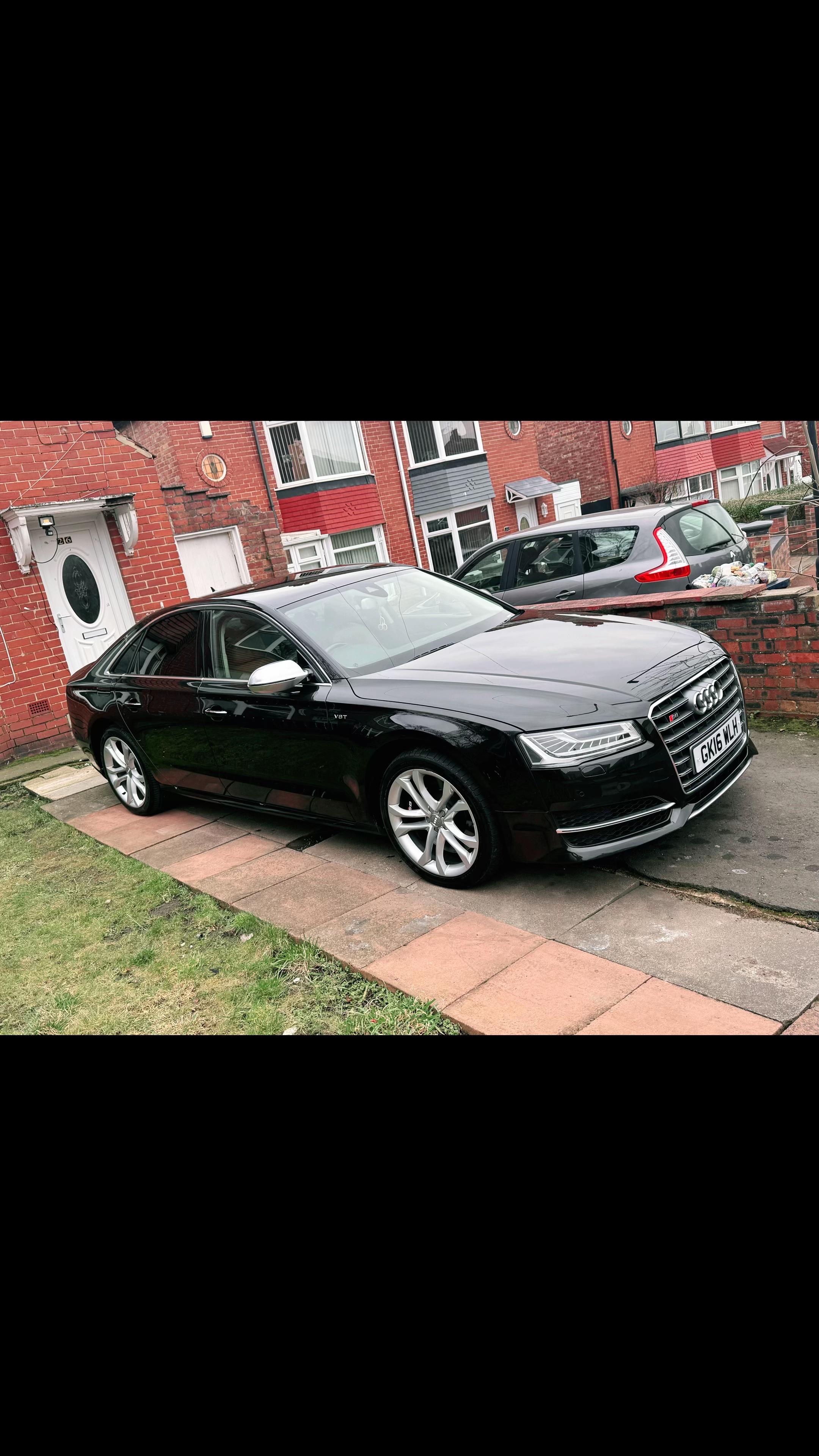 @Erik S8 AUDI