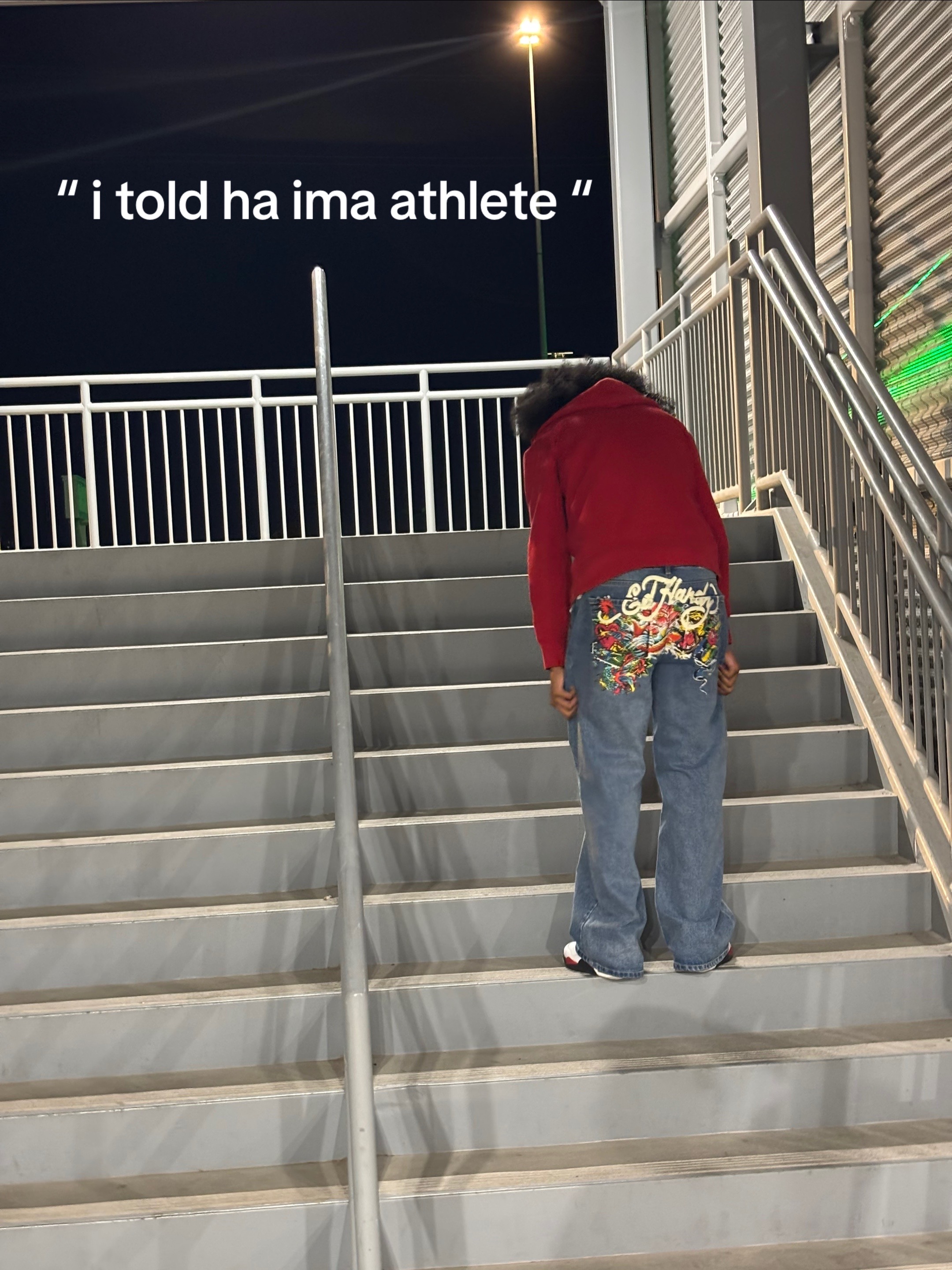 @T I B U R Ó N
