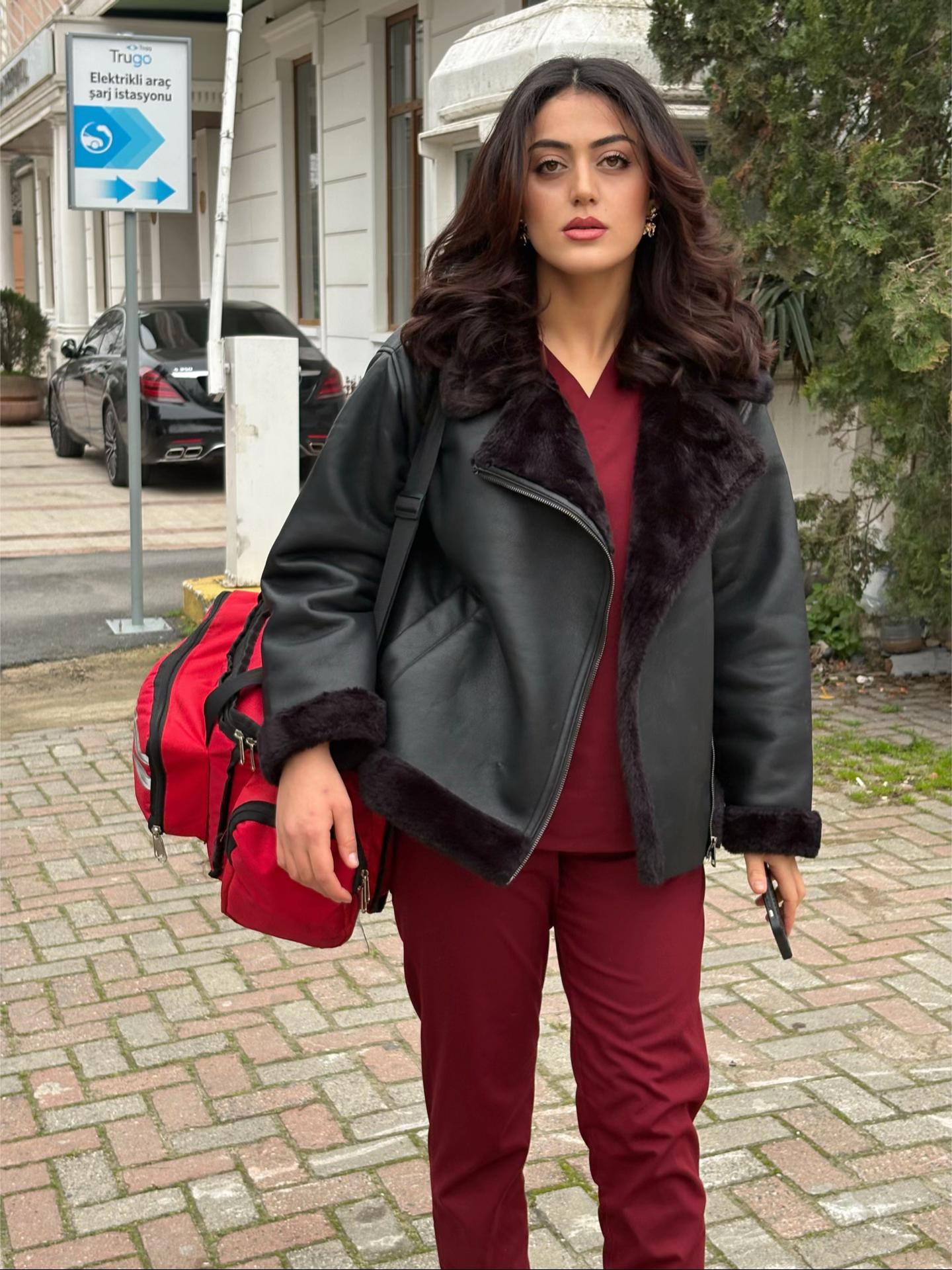 @Suna Cingöz