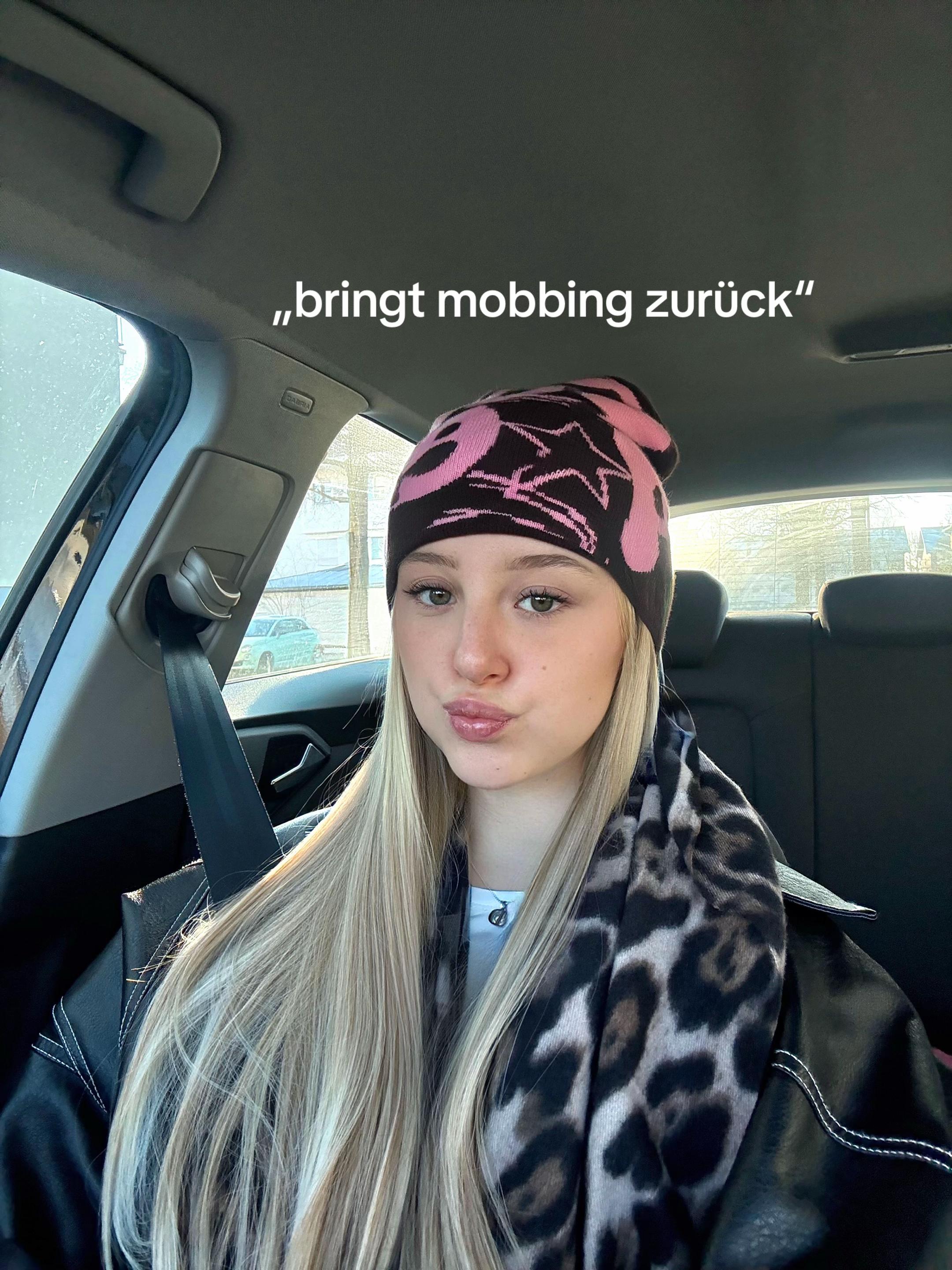@lari