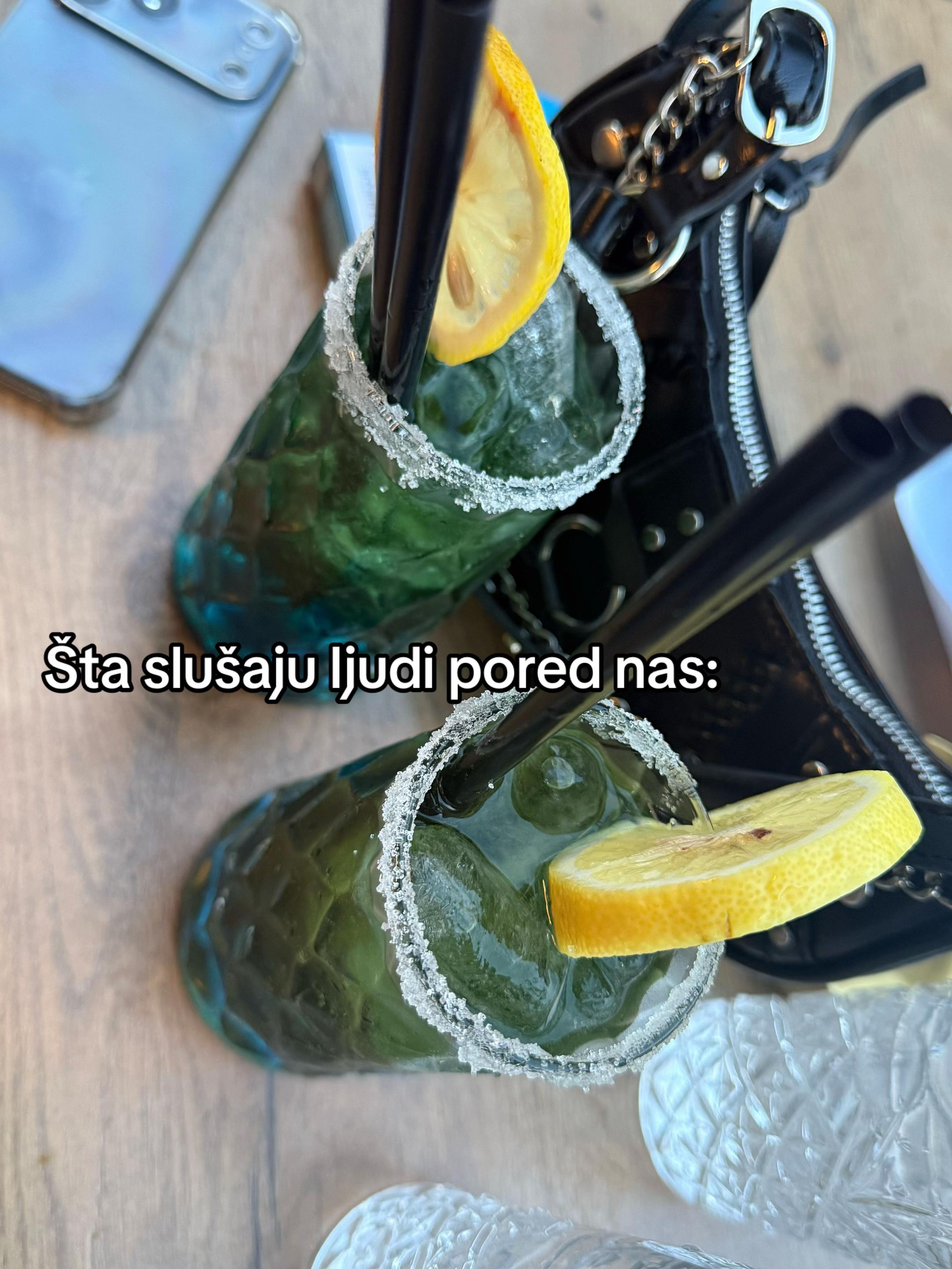 @𝒵