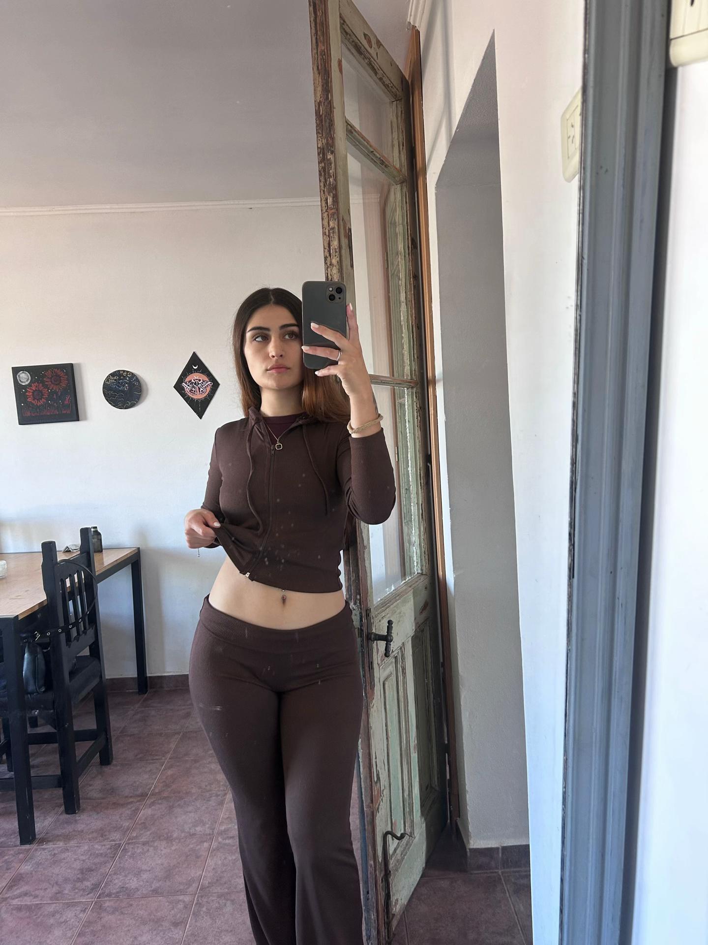 @carovacc
