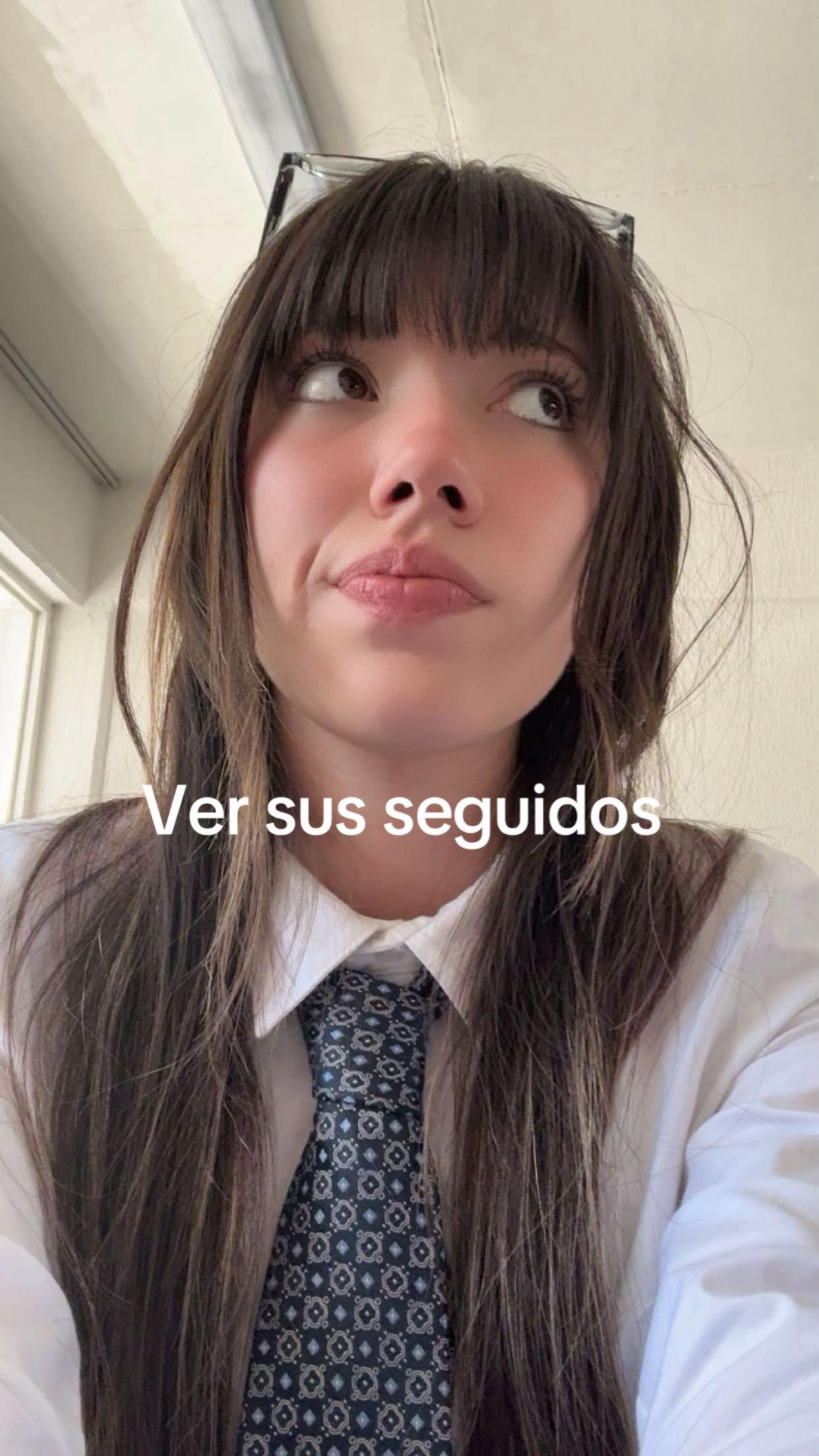 @VICKY ♡
