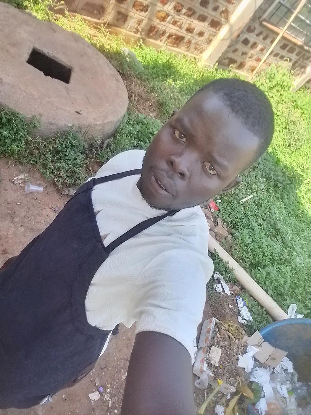 @Alex Onganya