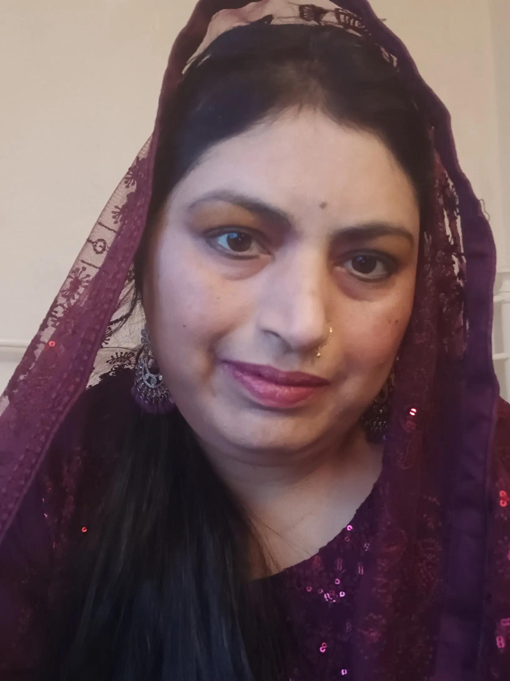 @Khalida Parveen
