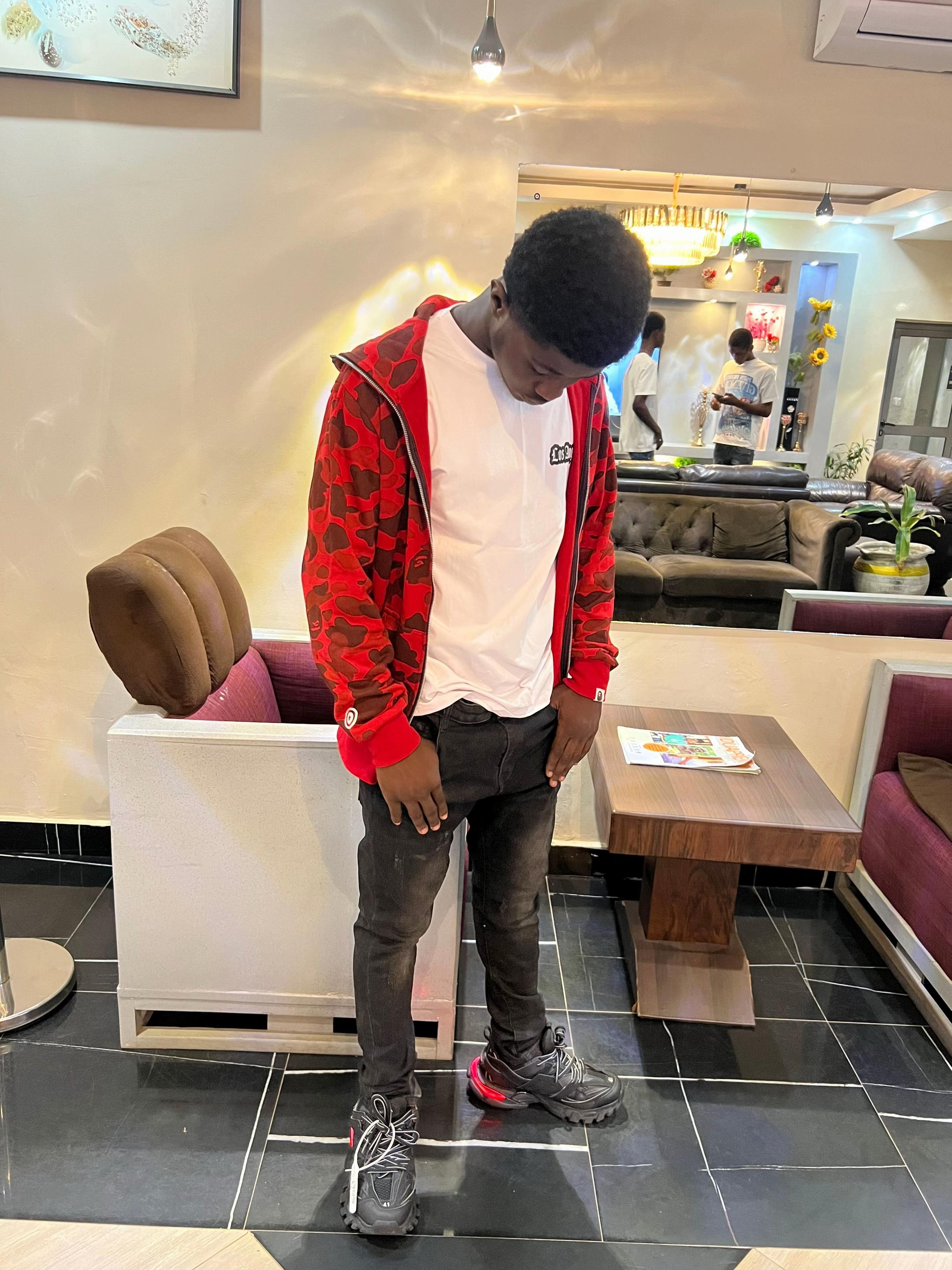@𝐁𝐔𝐆𝐀𝐓𝐓𝐈 🇬🇭