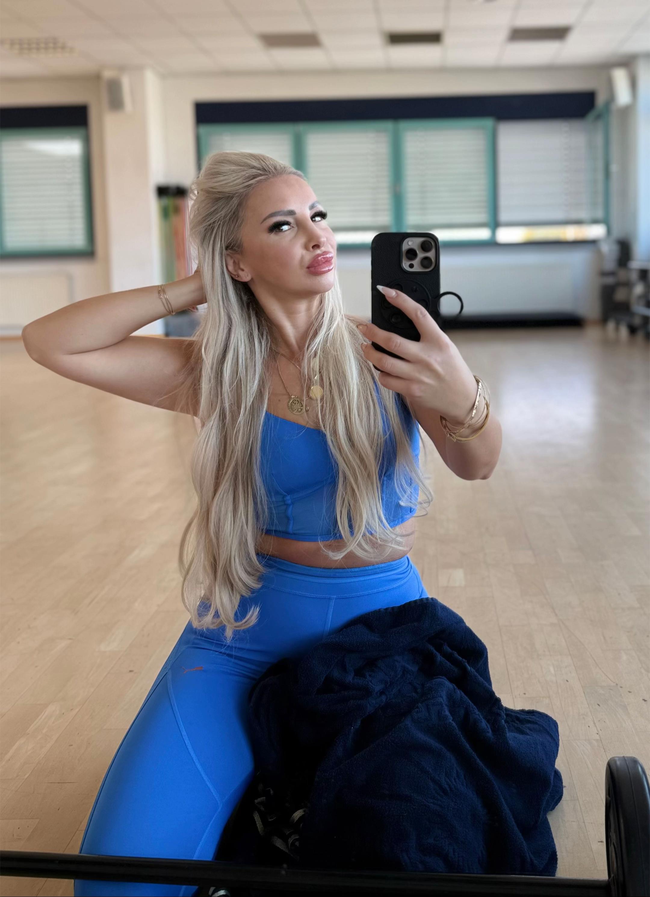 @SimplyChic